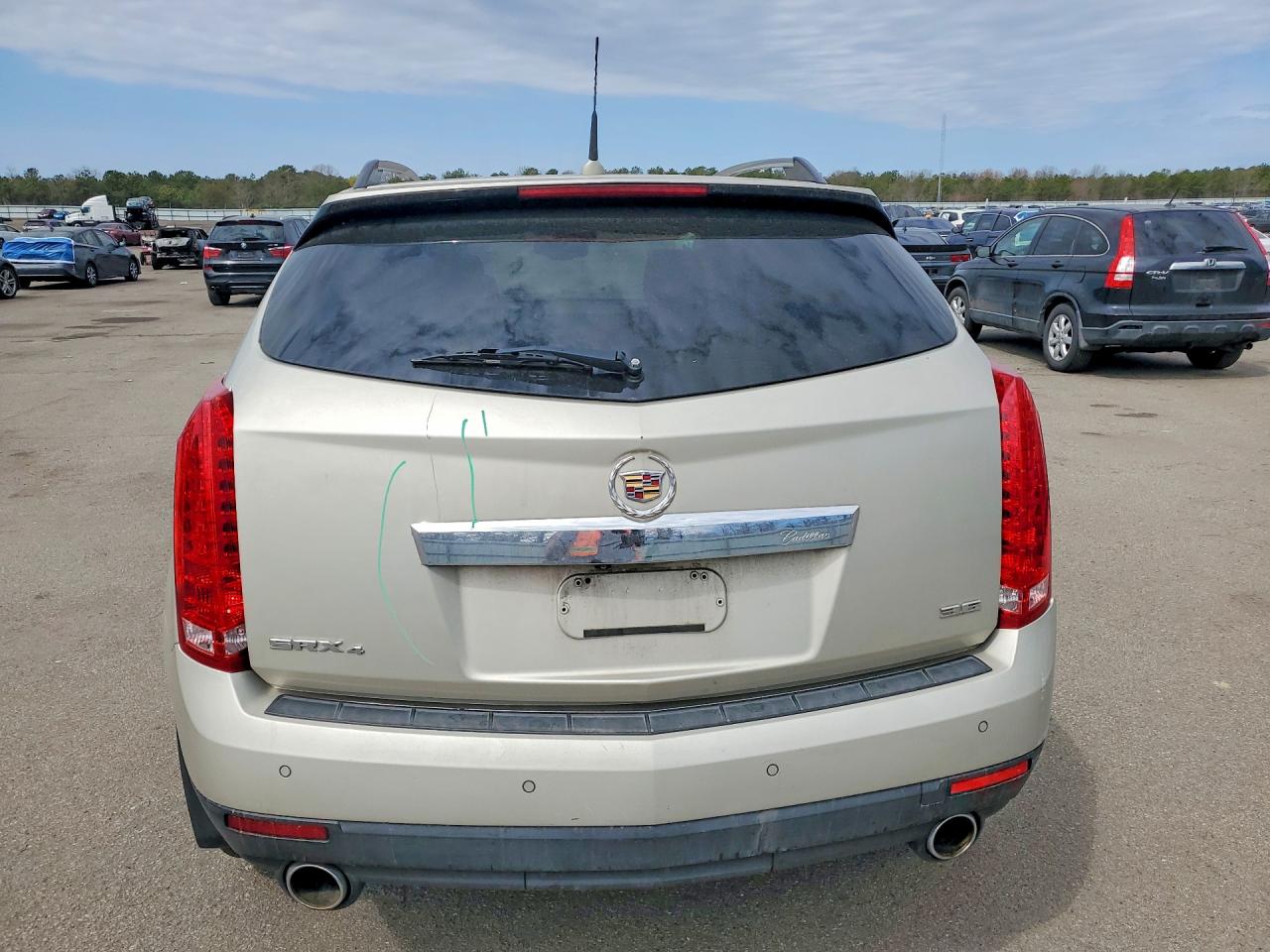 2014 Cadillac Srx Performance Collection Cream vin: 3GYFNFE34ES518849