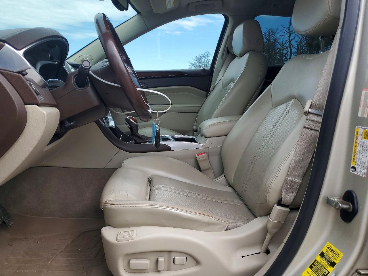 2014 Cadillac Srx Performance Collection Cream vin: 3GYFNFE34ES518849