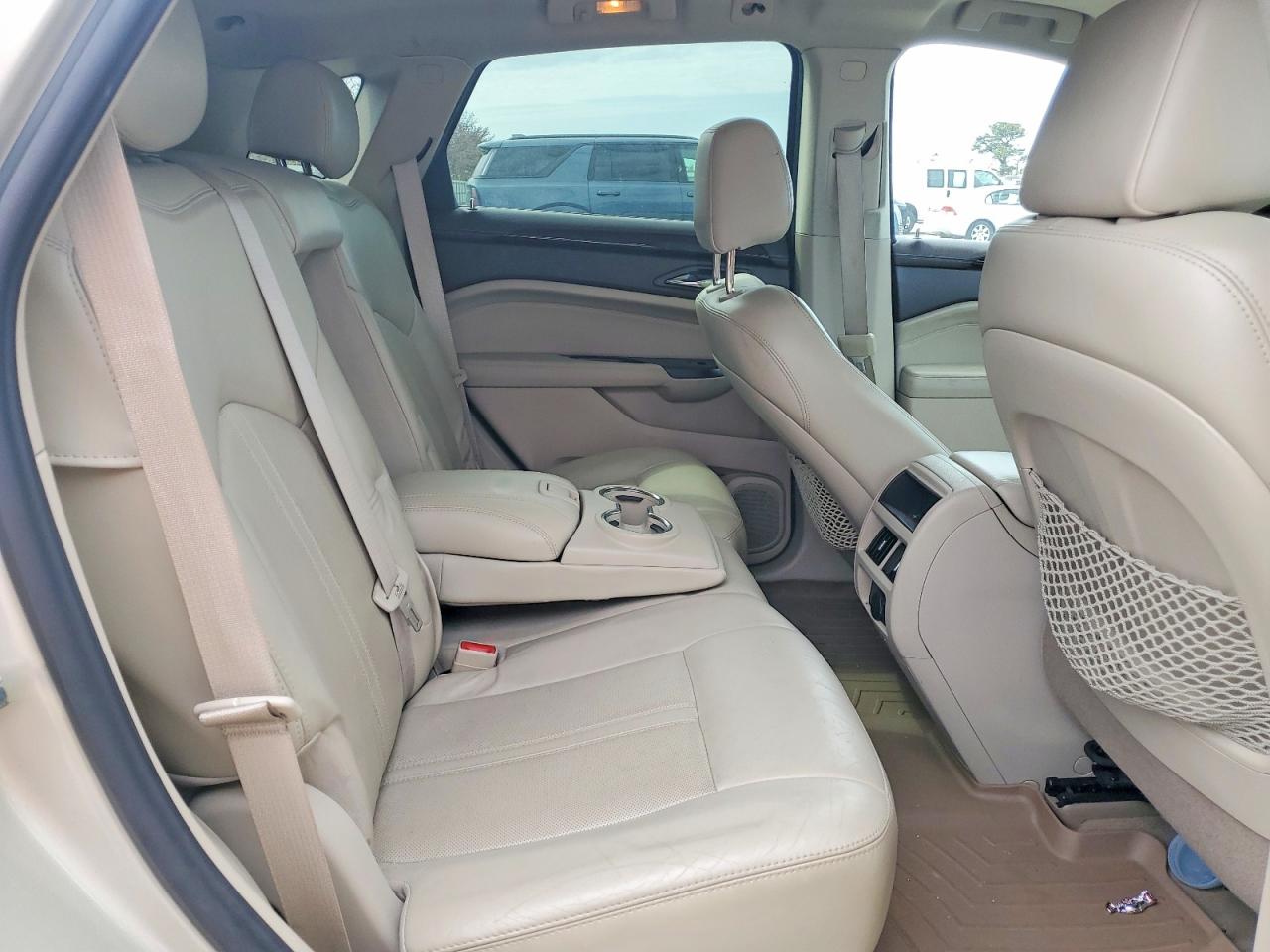 2014 Cadillac Srx Performance Collection Cream vin: 3GYFNFE34ES518849