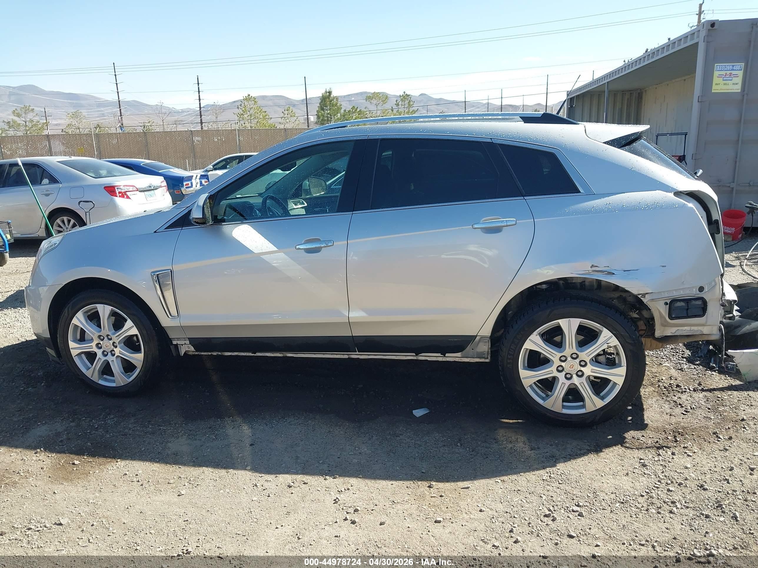 2014 Cadillac Srx Performance Collection Серебряный vin: 3GYFNFE34ES612293
