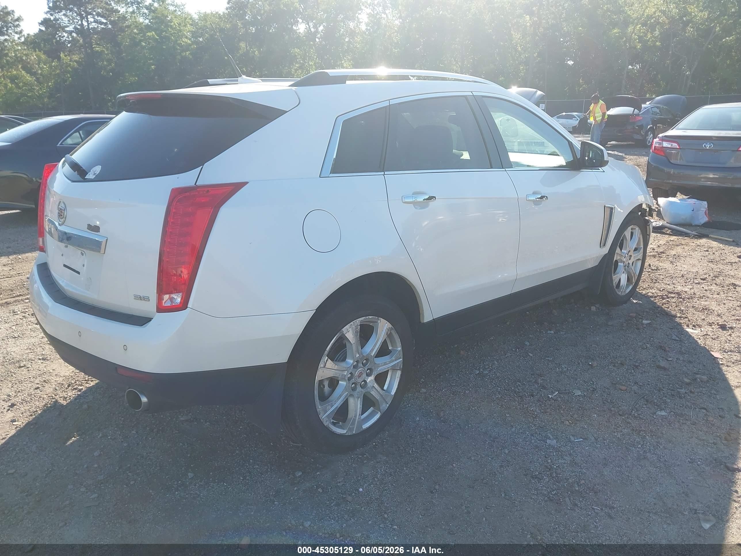 2014 Cadillac Srx Premium Collection White vin: 3GYFNGE36ES562714