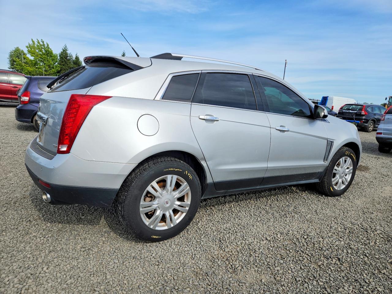 2013 Cadillac Srx Luxury Collection Серебряный vin: 3GYFNGE37DS545709