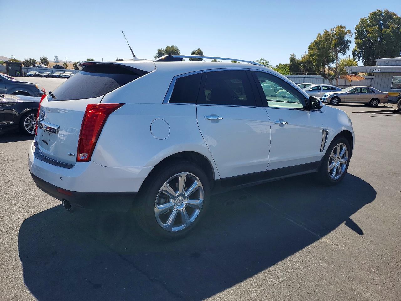 2014 Cadillac Srx Premium Collection White vin: 3GYFNGE37ES677435