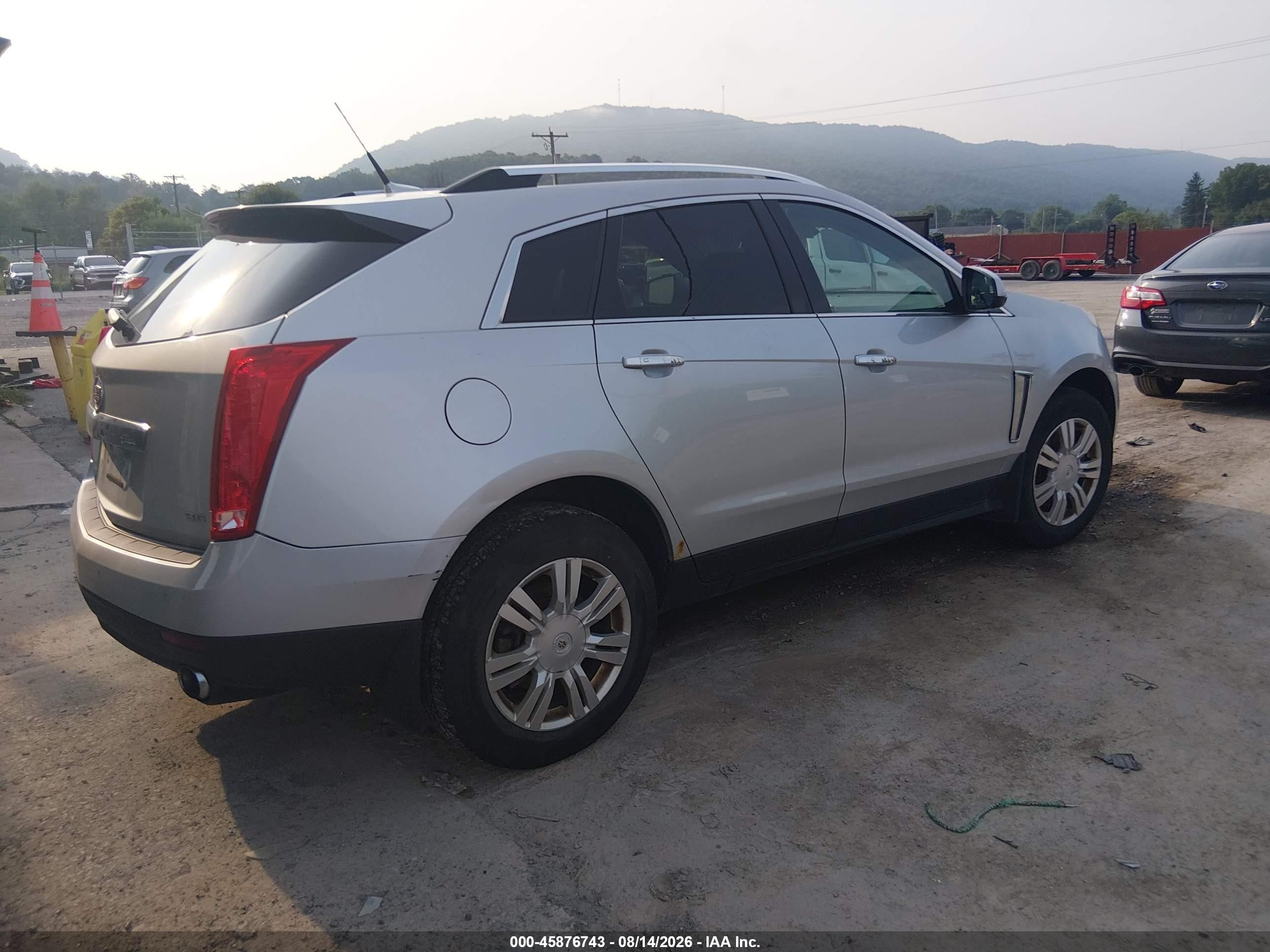 2013 Cadillac Srx Luxury Collection Silver vin: 3GYFNGE38DS607473