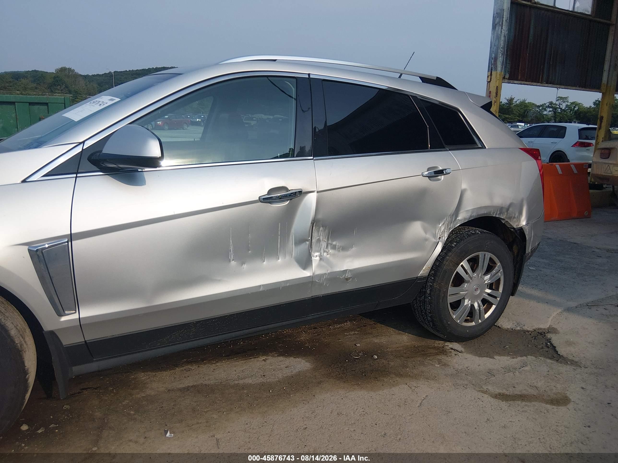 2013 Cadillac Srx Luxury Collection Silver vin: 3GYFNGE38DS607473