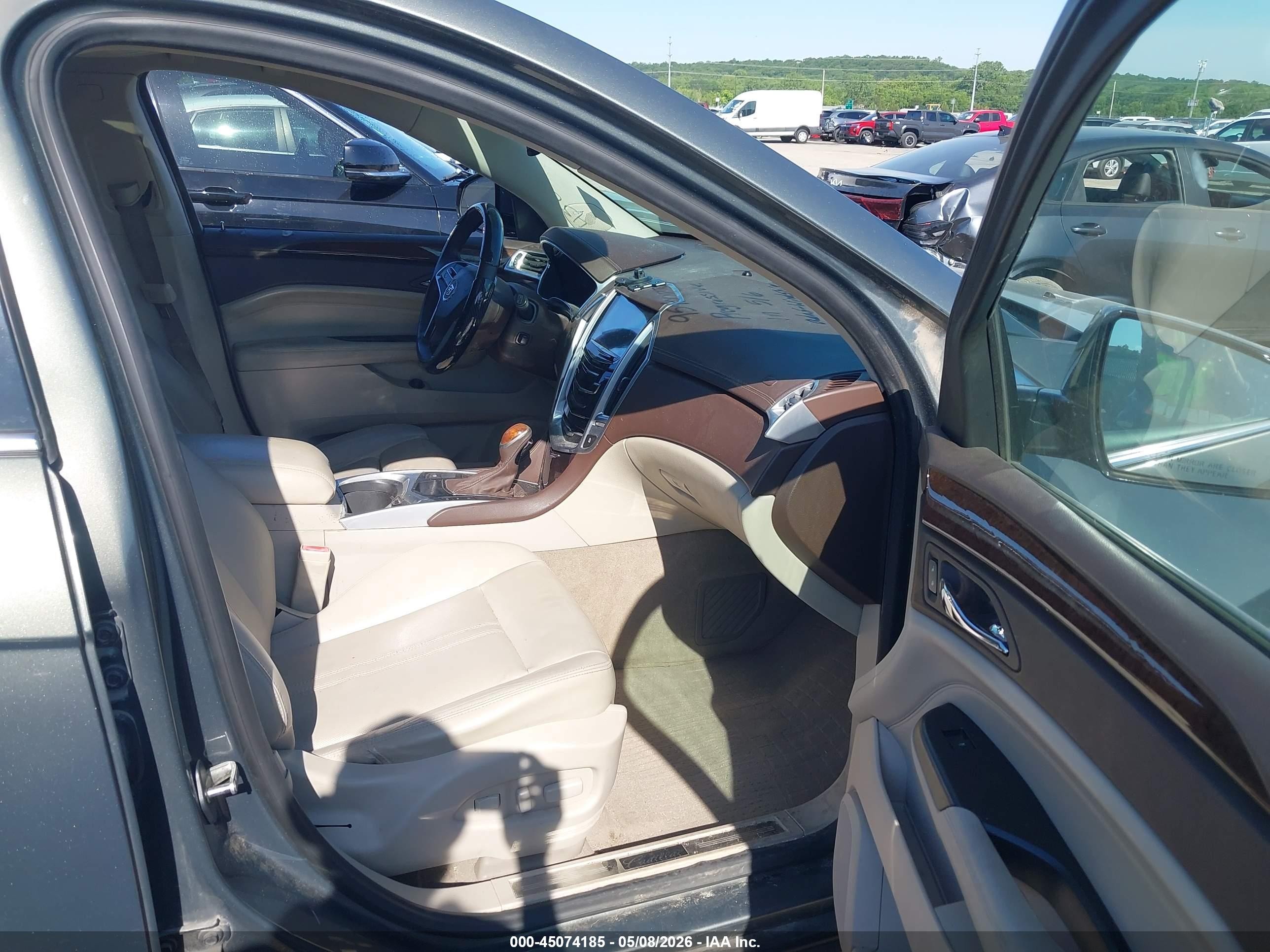 2013 Cadillac Srx Performance Collection Pewter vin: 3GYFNHE30DS604170