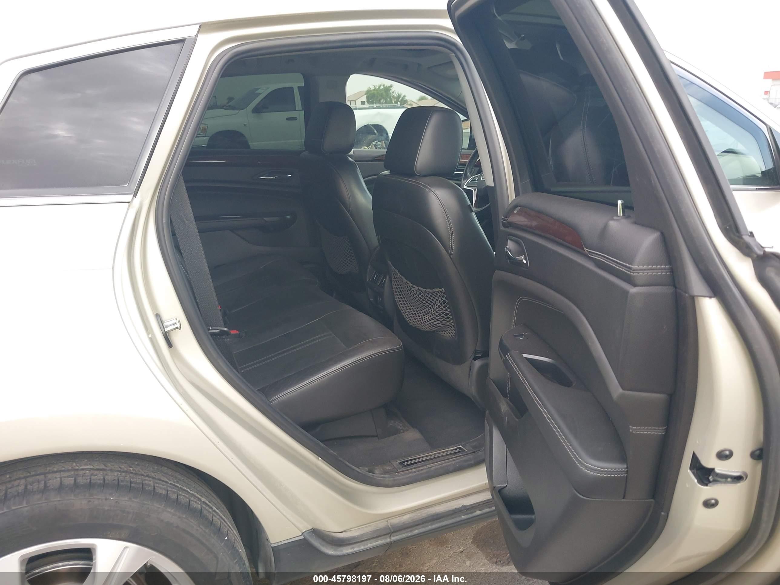 2013 Cadillac Srx Performance Collection Champagne vin: 3GYFNHE35DS579900