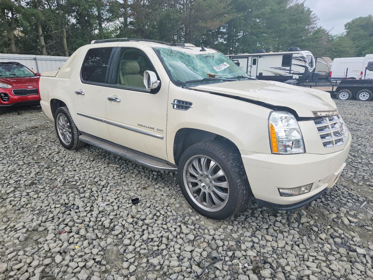 2012 Cadillac Escalade Ext Luxury White vin: 3GYT4MEF1CG211823