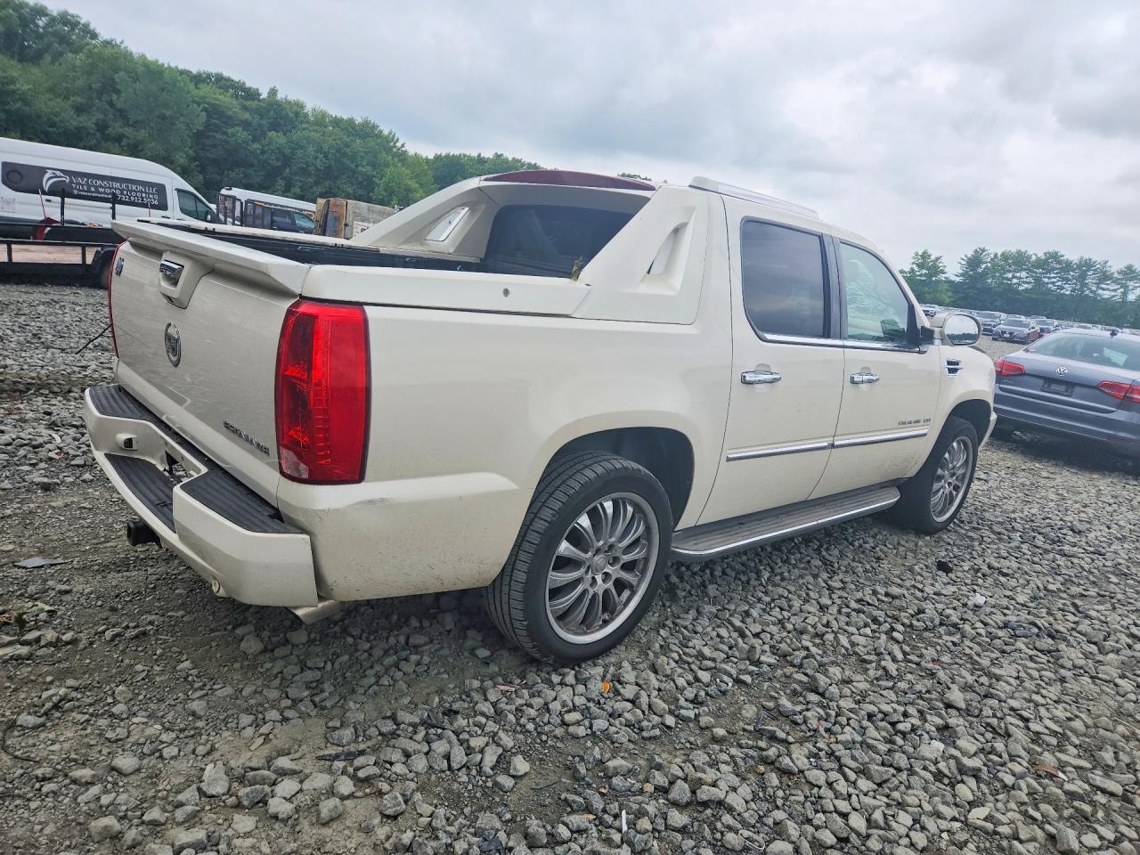 2012 Cadillac Escalade Ext Luxury White vin: 3GYT4MEF1CG211823