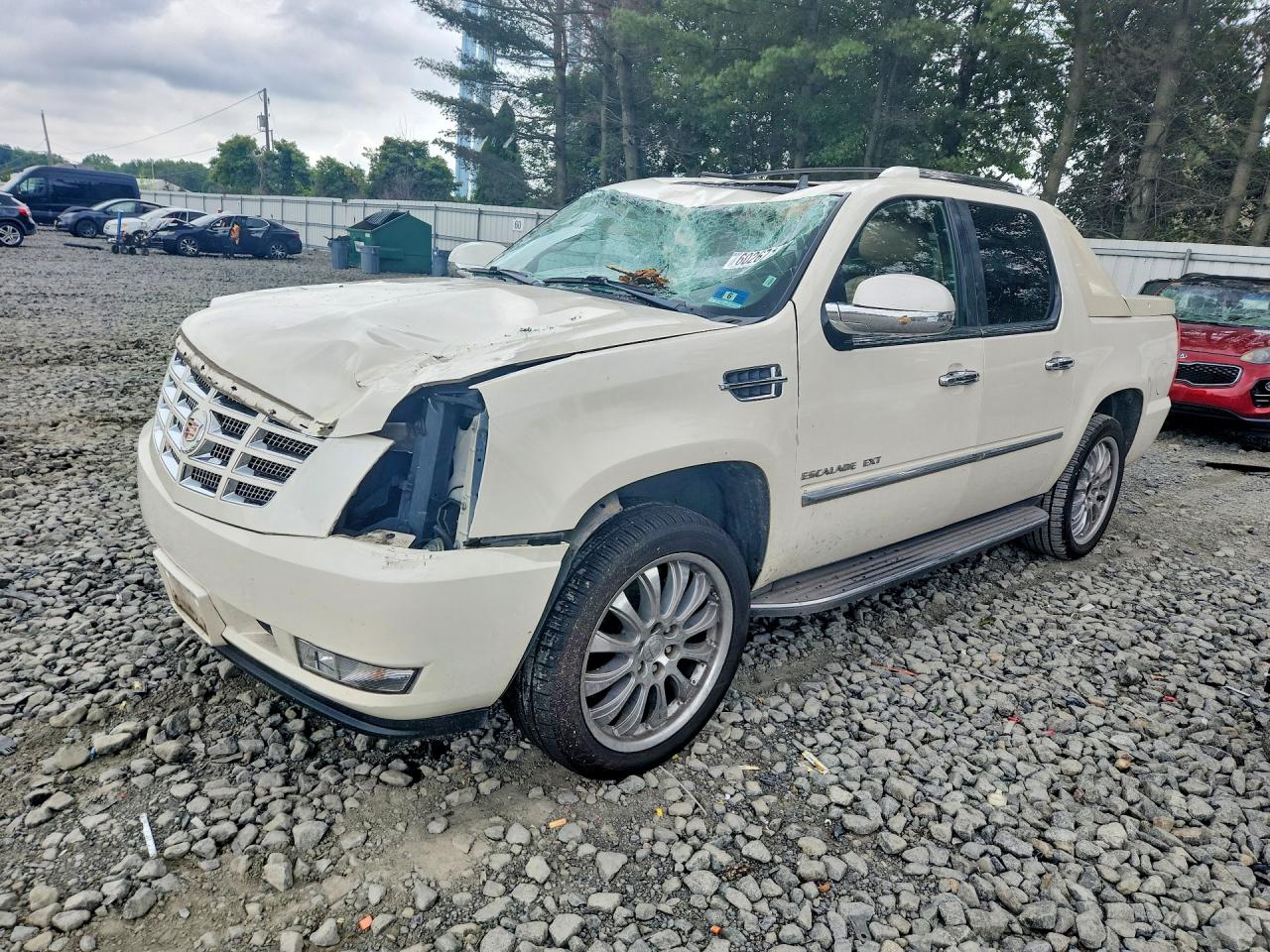 2012 Cadillac Escalade Ext Luxury White vin: 3GYT4MEF1CG211823