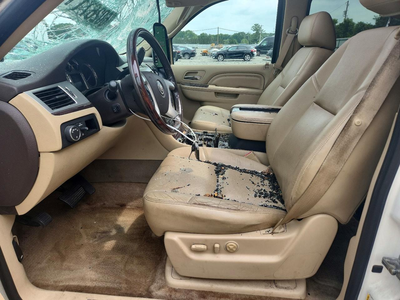 2012 Cadillac Escalade Ext Luxury White vin: 3GYT4MEF1CG211823