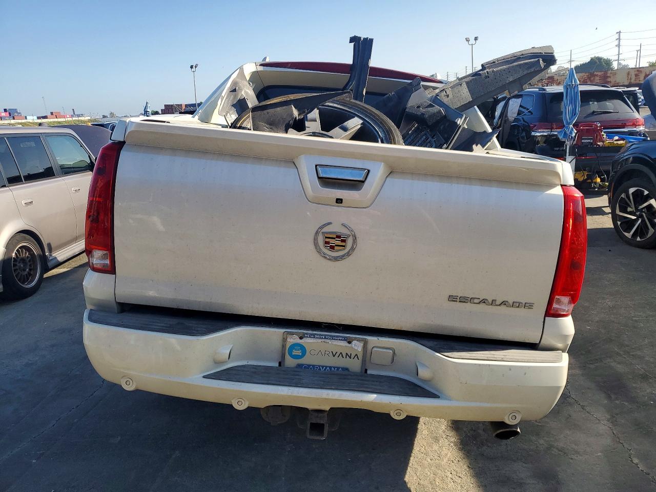 2012 Cadillac Escalade Ext Luxury White vin: 3GYT4MEF5CG232965
