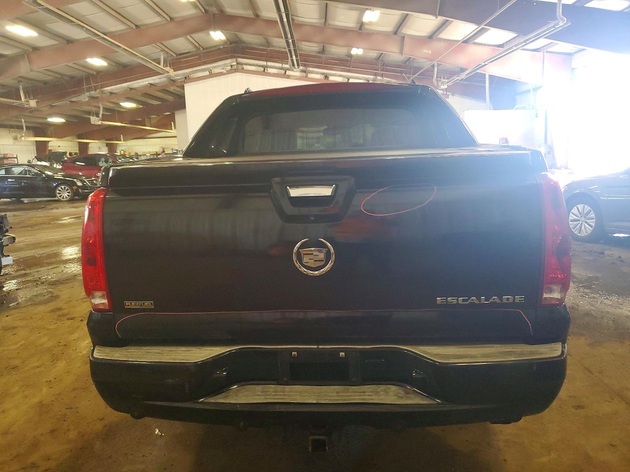 2011 Cadillac Escalade Ext Luxury Black vin: 3GYT4MEFXBG306721
