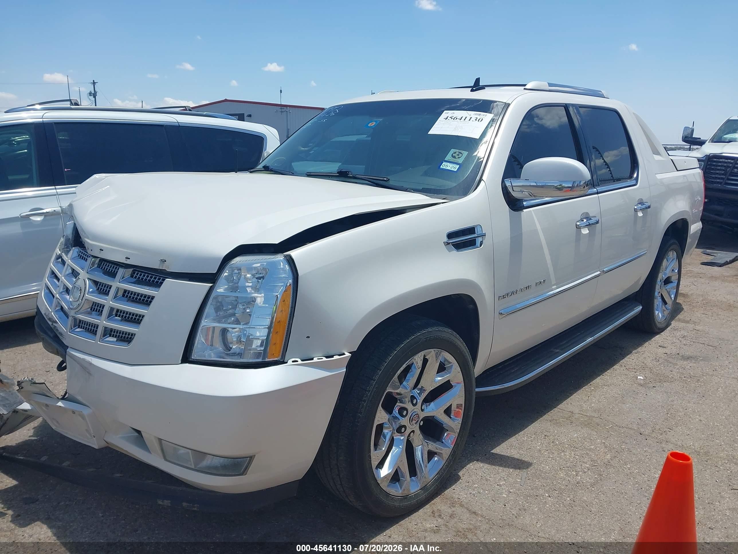 2012 Cadillac Escalade Ext Luxury White vin: 3GYT4MEFXCG138970
