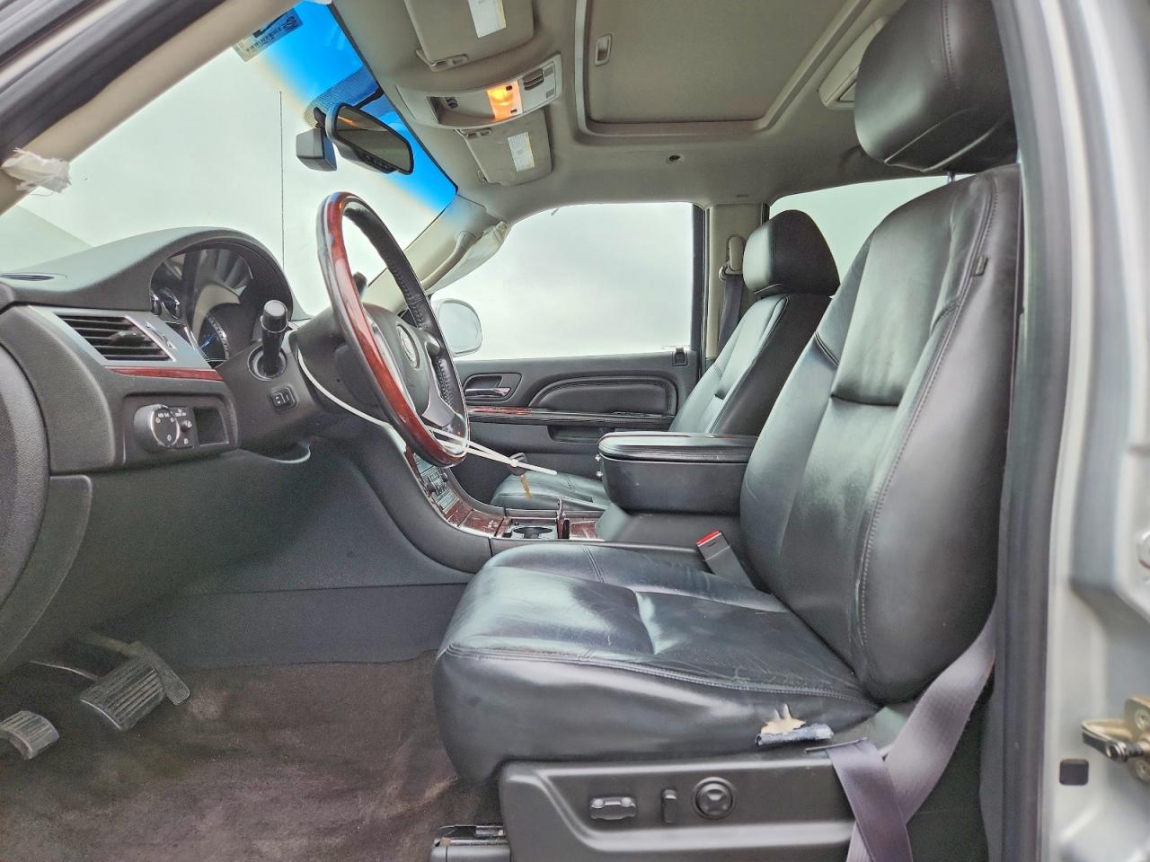 2011 Cadillac Escalade Ext Premium Серебряный vin: 3GYT4NEF3BG326282