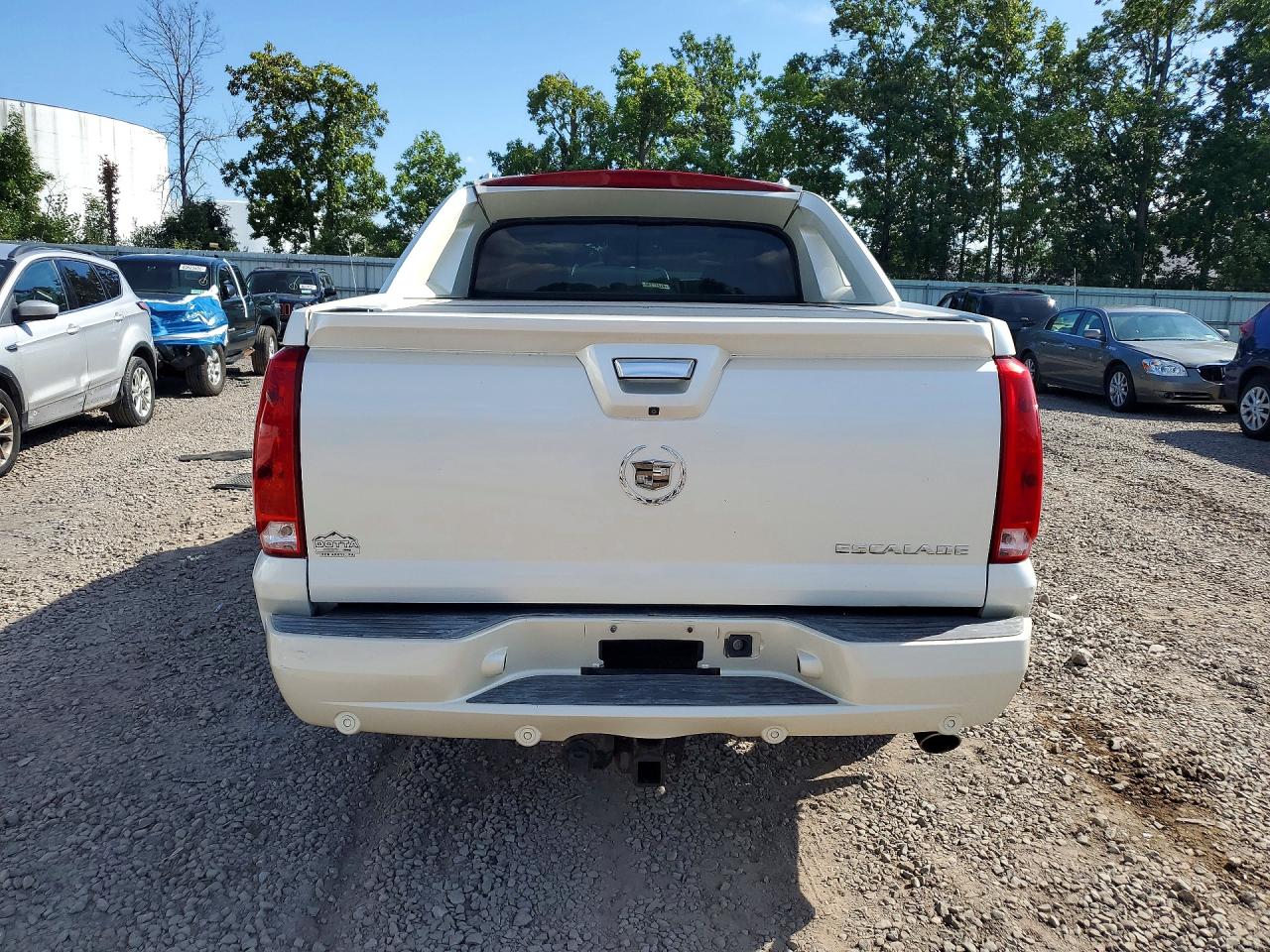 2012 Cadillac Escalade Ext Premium White vin: 3GYT4NEF8CG232027