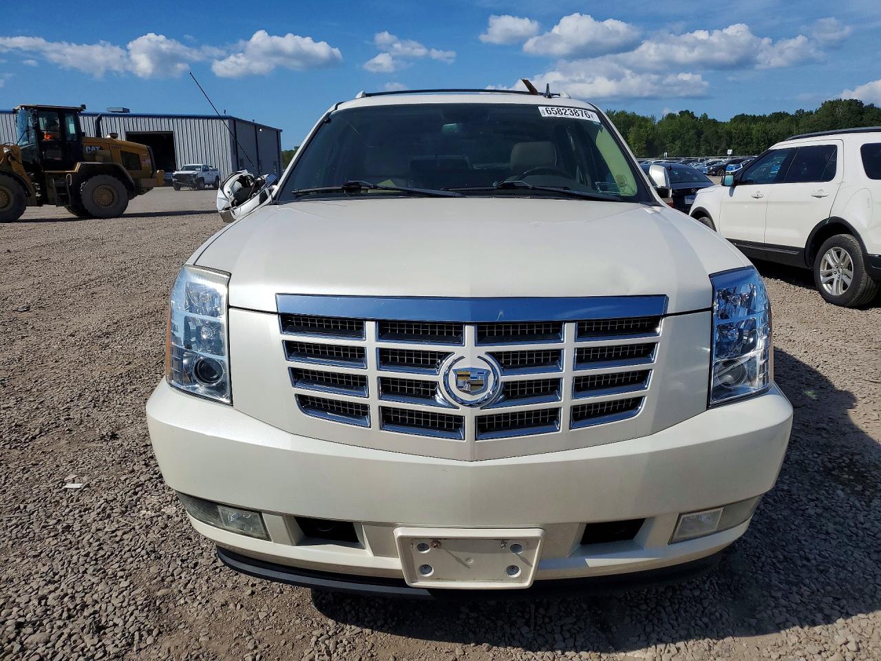 2012 Cadillac Escalade Ext Premium White vin: 3GYT4NEF8CG232027
