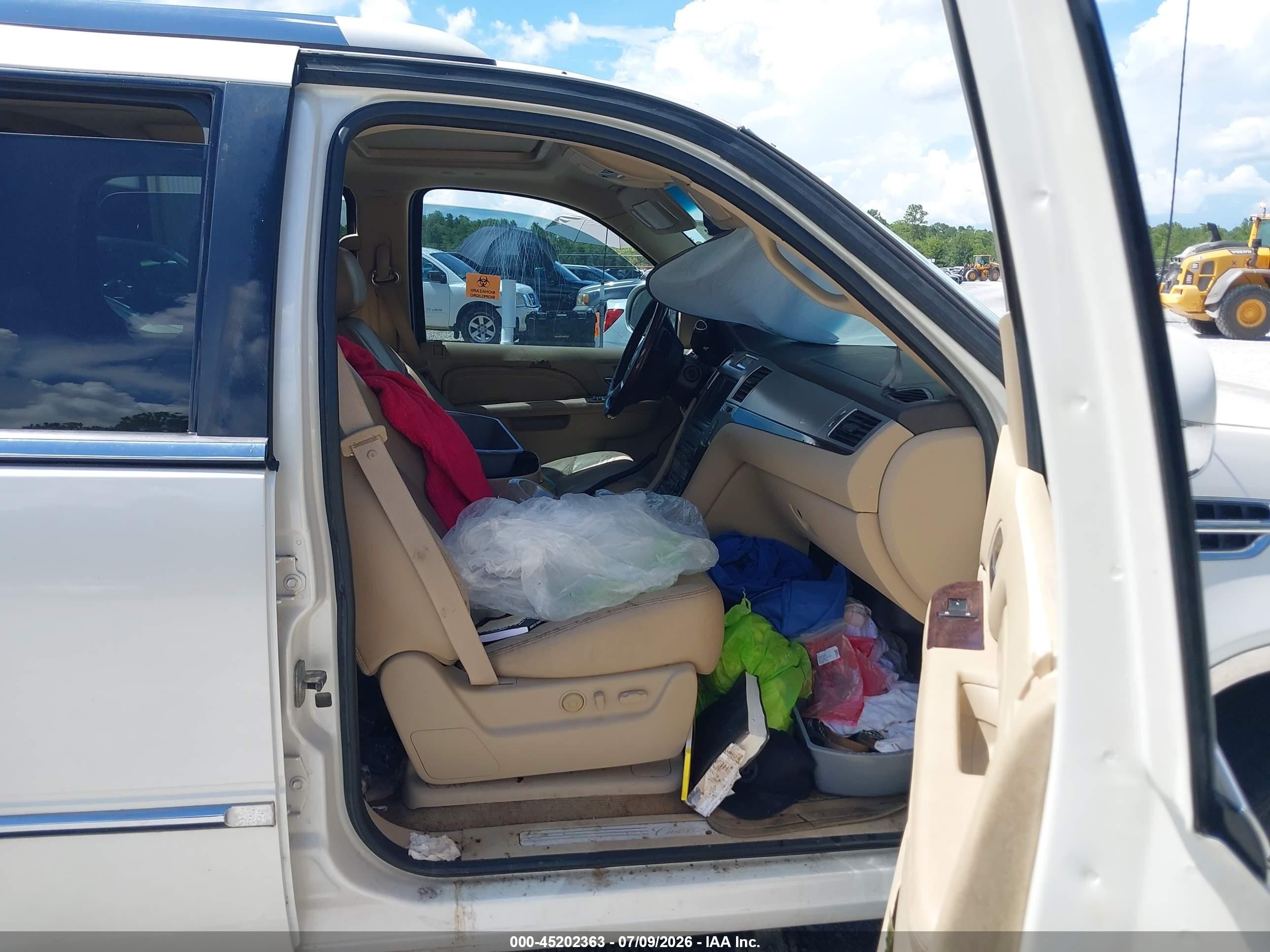 2010 Cadillac Escalade Ext Premium White vin: 3GYVKNEF3AG278697