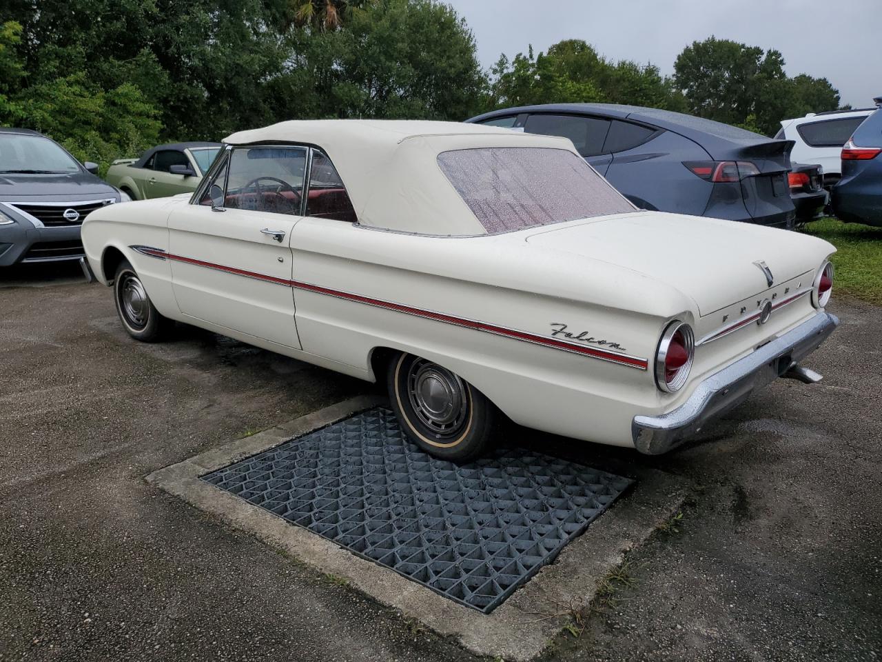 1963 Ford Falcon Бежевый vin: 3H15U157167