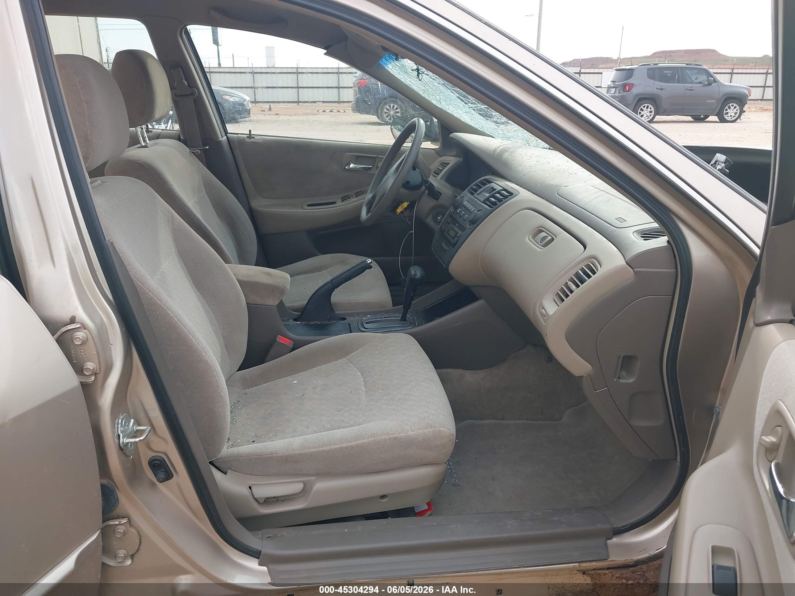 2002 Honda Accord 2.3 Lx Brown vin: 3HGCG56412G708046