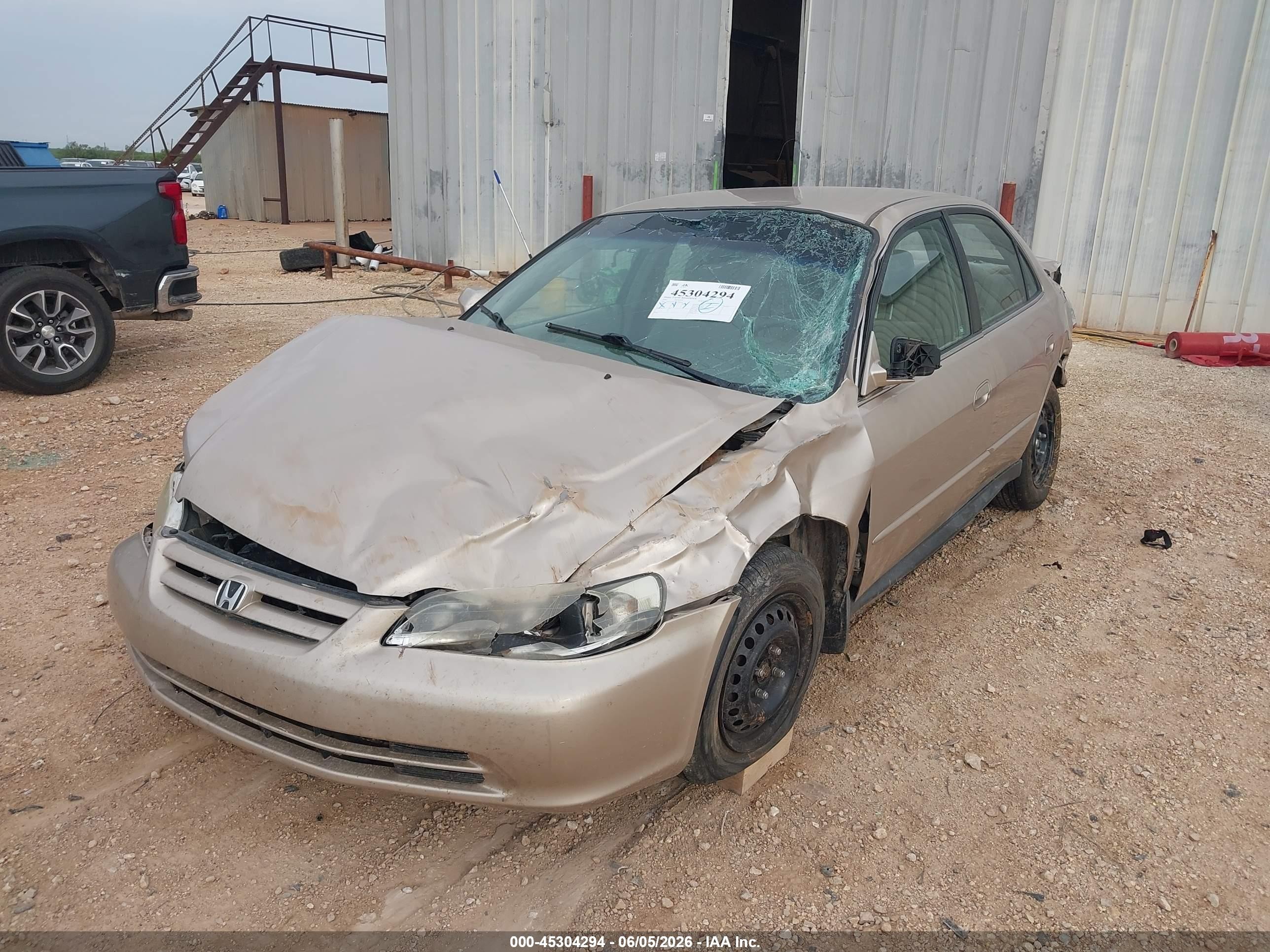 2002 Honda Accord 2.3 Lx Brown vin: 3HGCG56412G708046