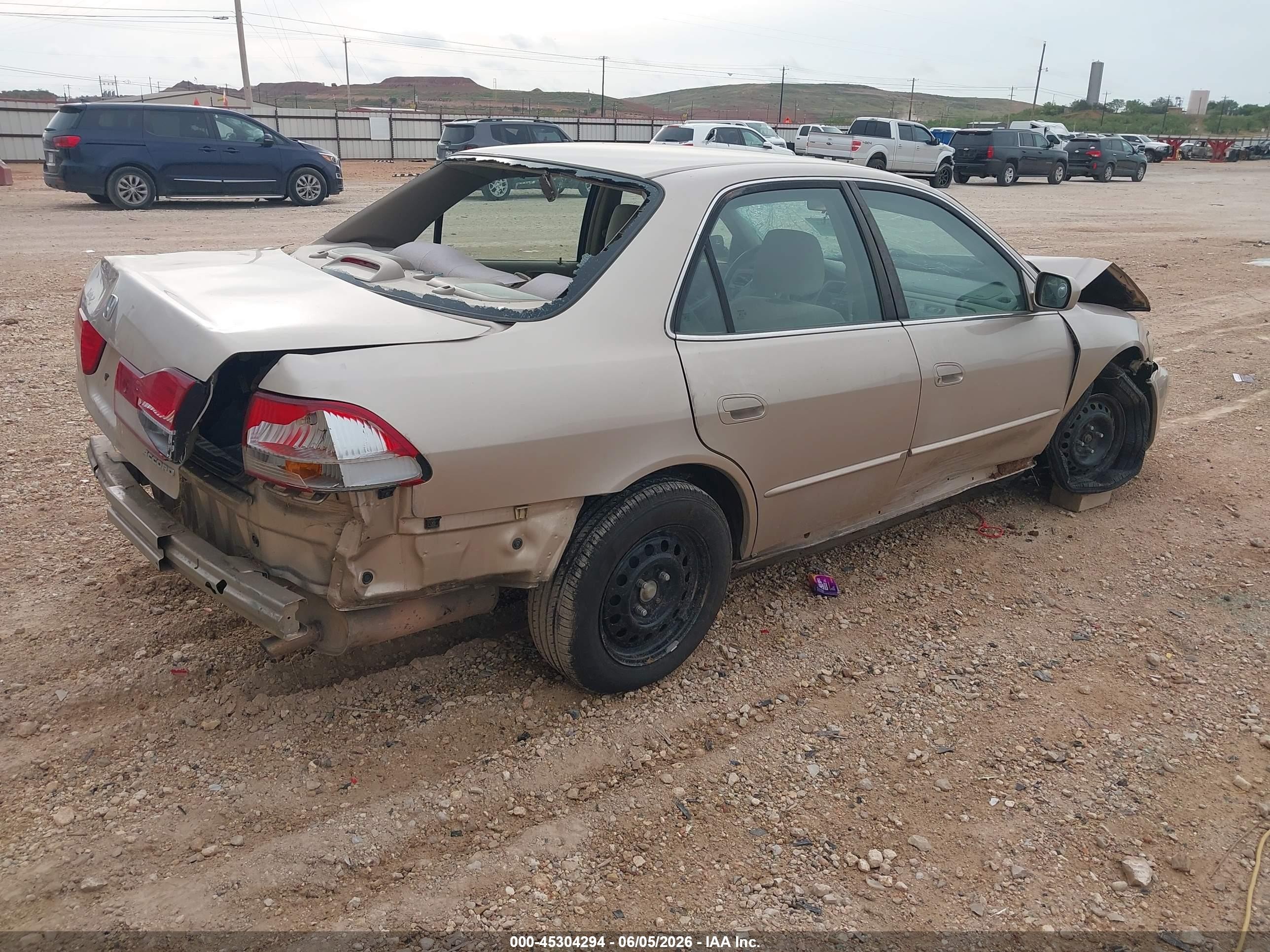 2002 Honda Accord 2.3 Lx Brown vin: 3HGCG56412G708046