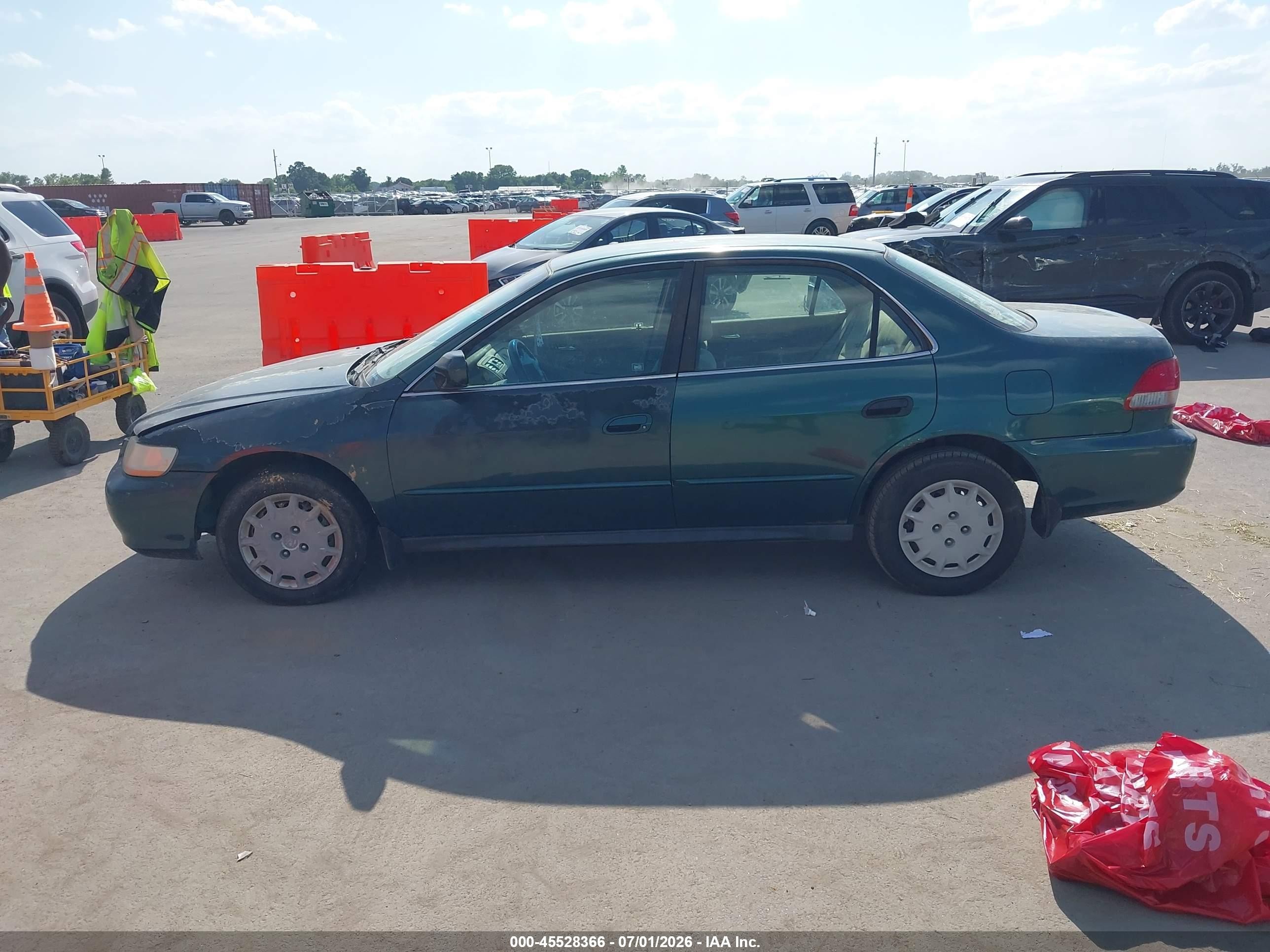 2002 Honda Accord 2.3 Lx Green vin: 3HGCG56422G702305