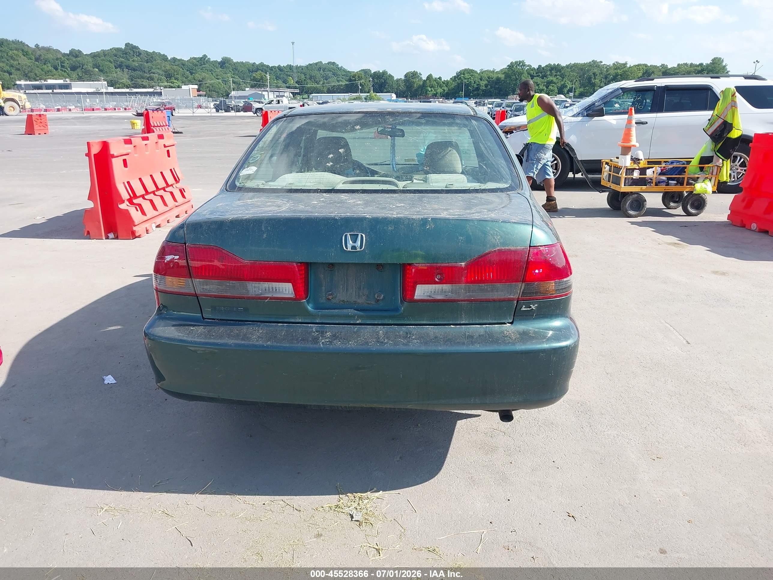 2002 Honda Accord 2.3 Lx Green vin: 3HGCG56422G702305