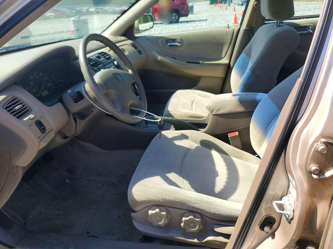 2002 Honda Accord Lx Gold vin: 3HGCG56432G708050
