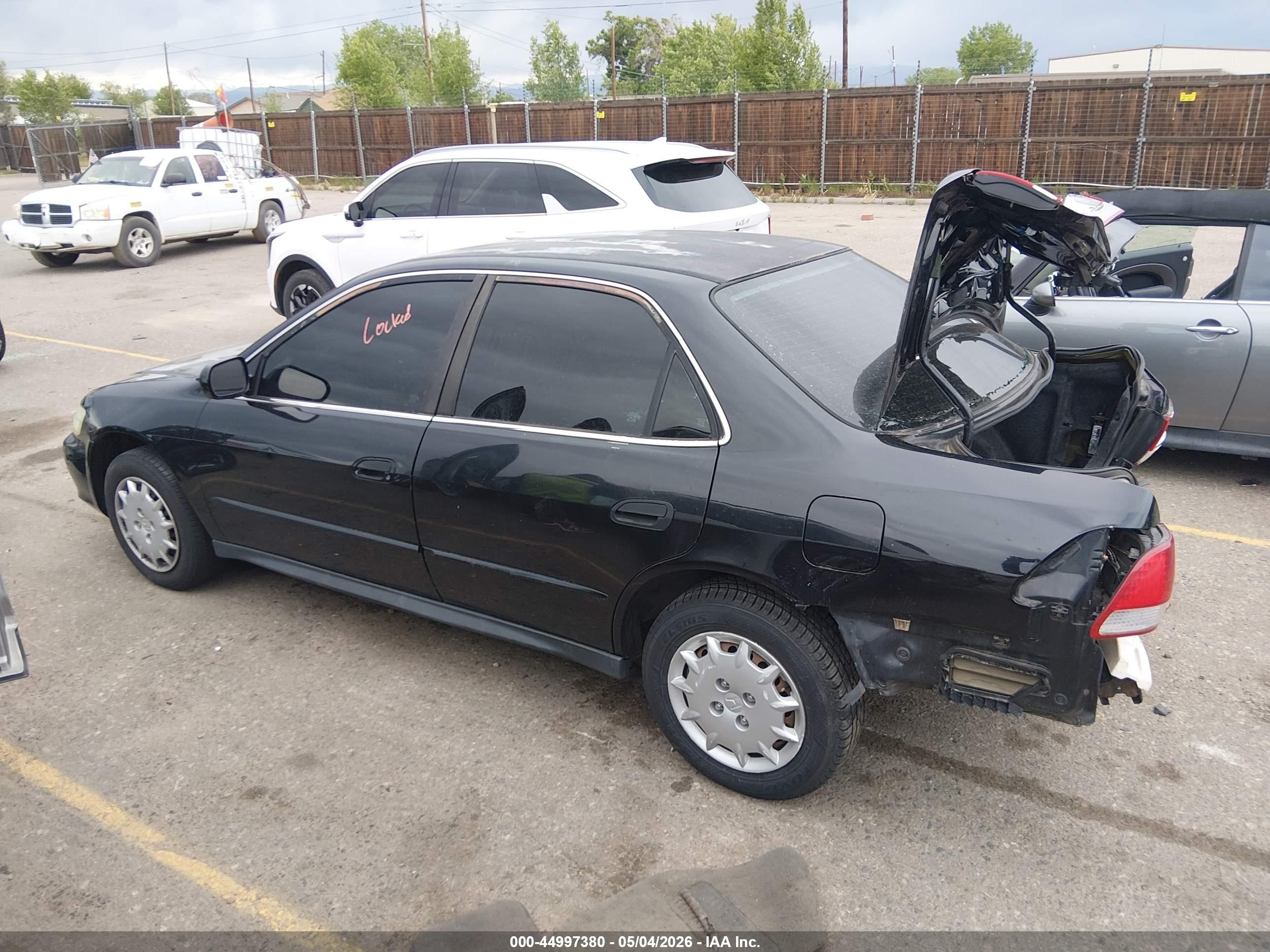 2002 Honda Accord 2.3 Lx Черный vin: 3HGCG56442G705366