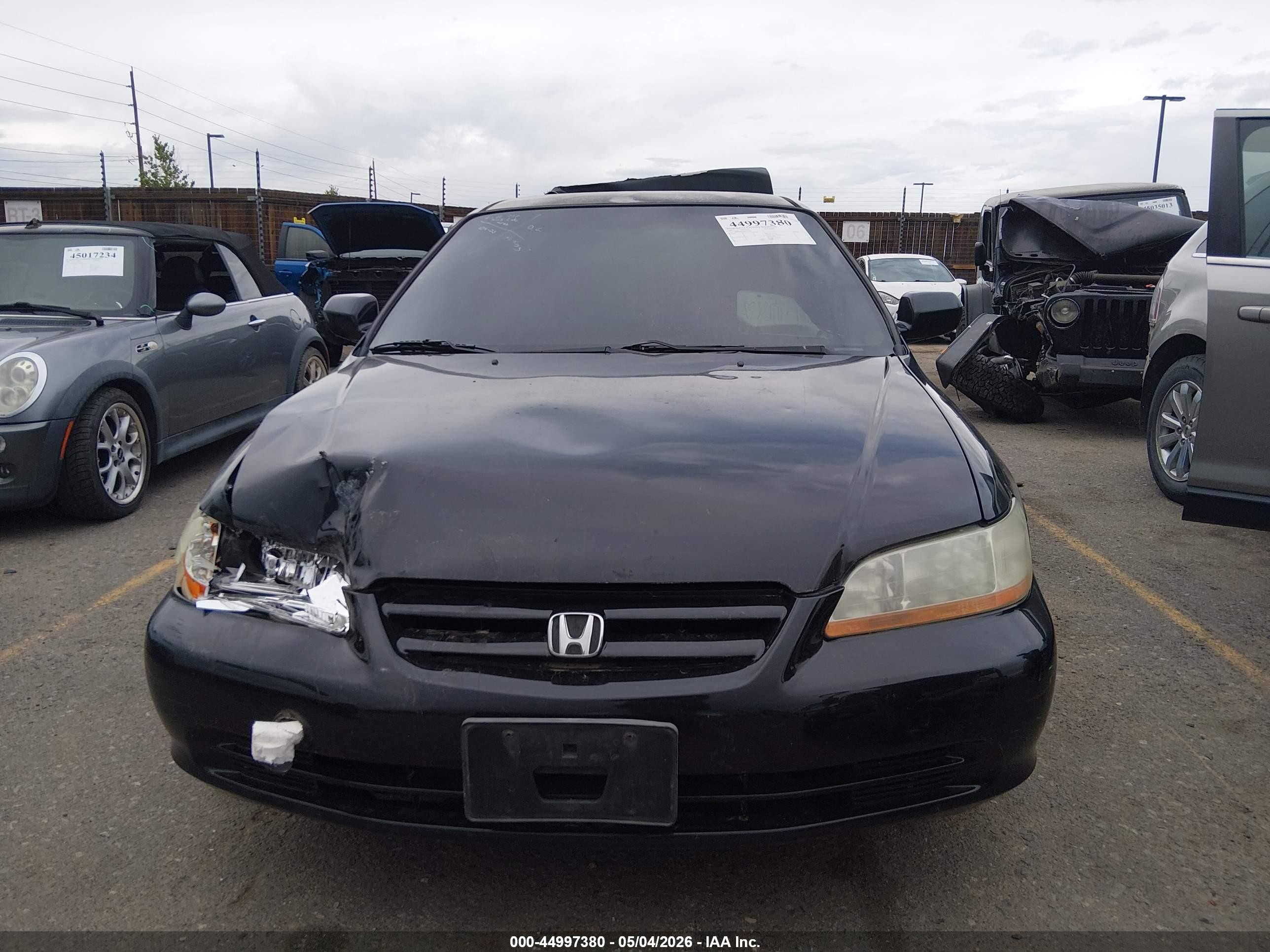 2002 Honda Accord 2.3 Lx Черный vin: 3HGCG56442G705366
