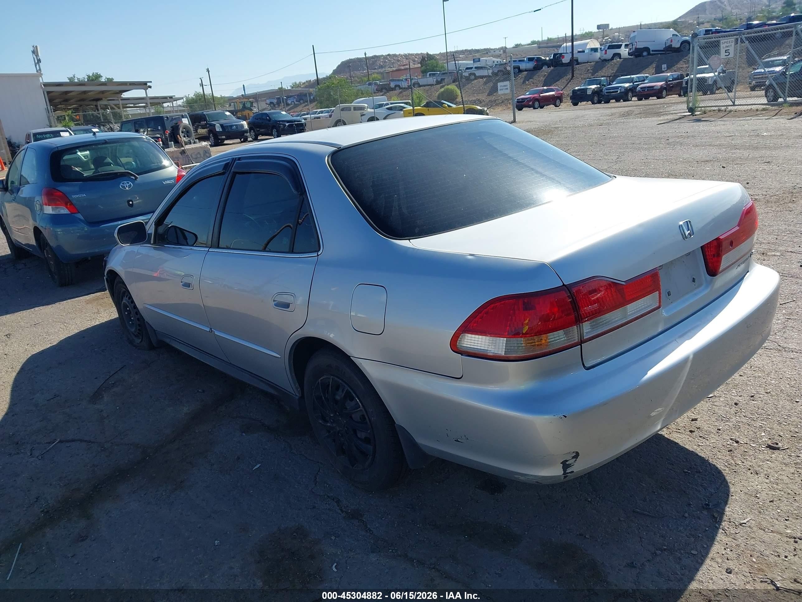 2002 Honda Accord 2.3 Lx Silver vin: 3HGCG56462G706499