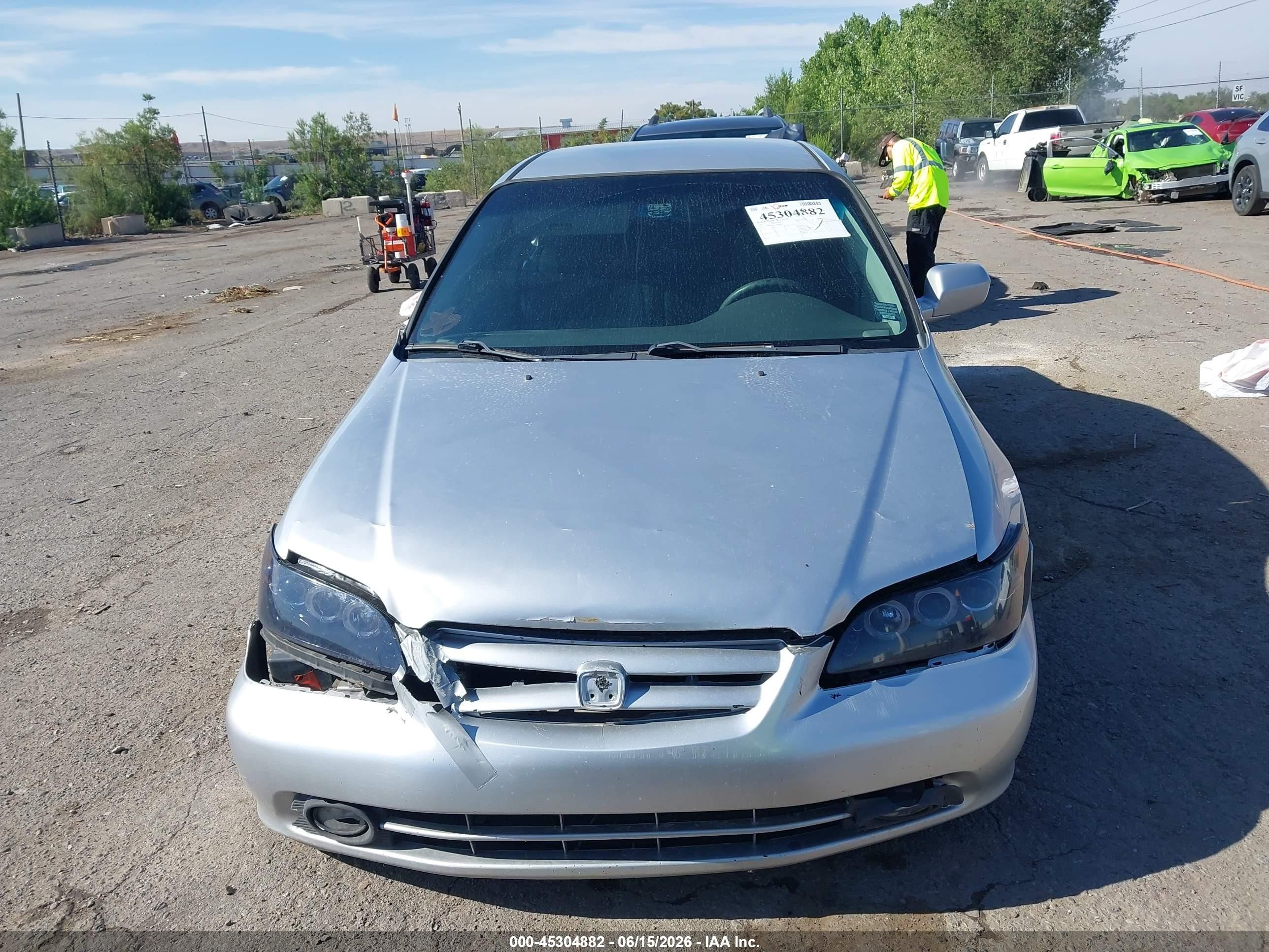 2002 Honda Accord 2.3 Lx Silver vin: 3HGCG56462G706499