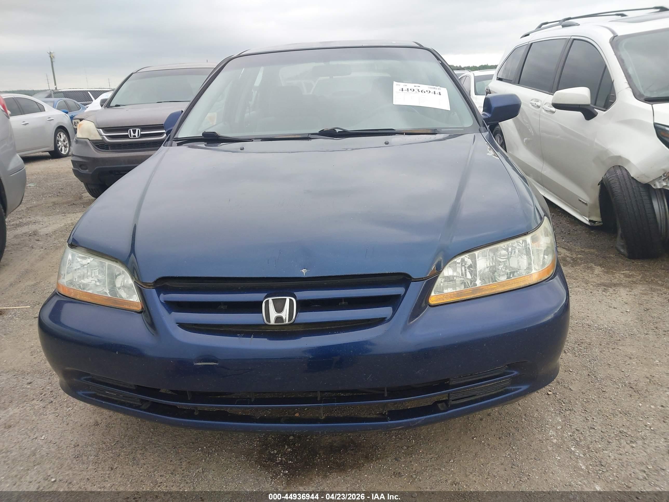 2002 Honda Accord 2.3 Lx Синий vin: 3HGCG56472G700212