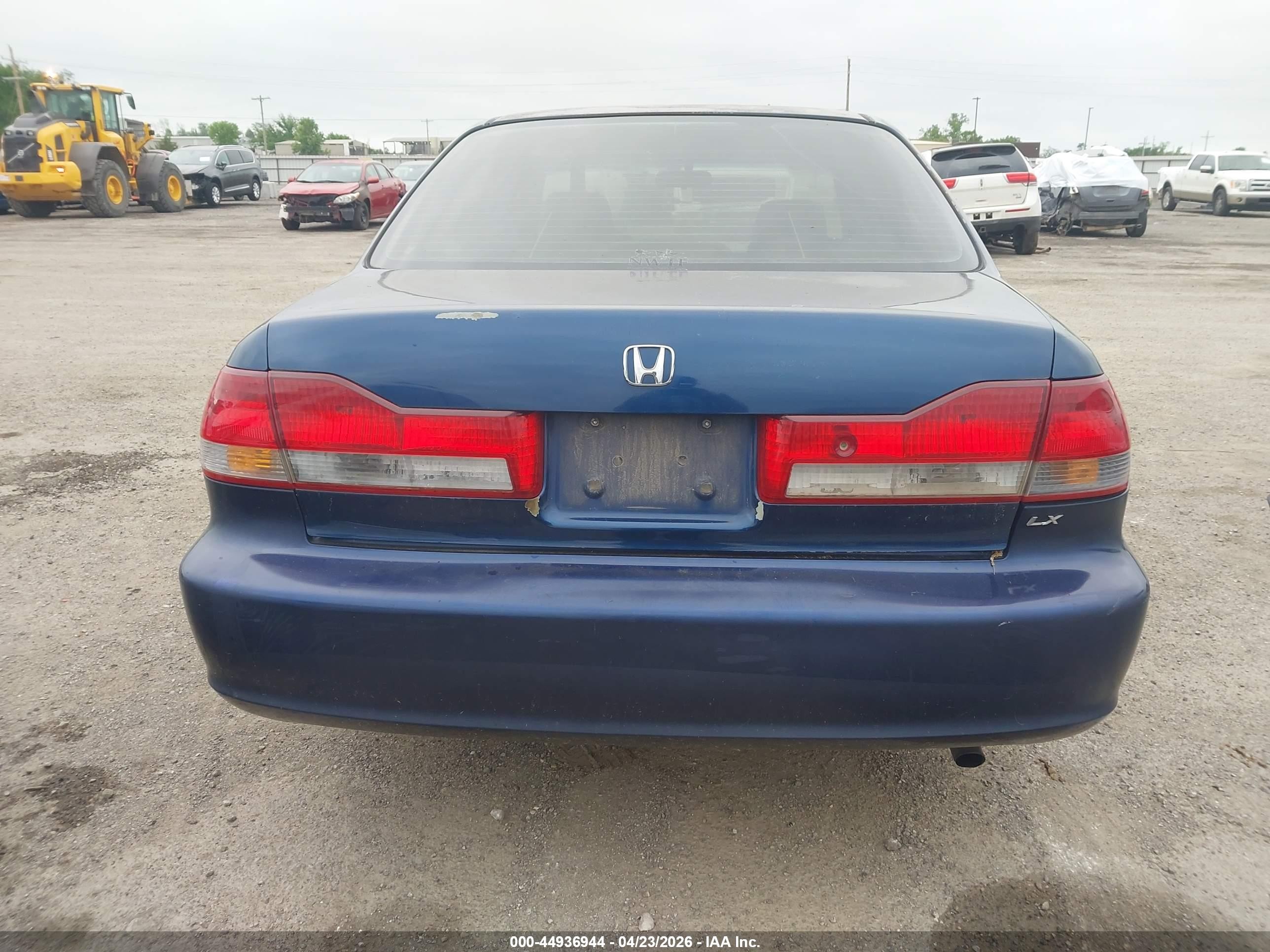 2002 Honda Accord 2.3 Lx Синий vin: 3HGCG56472G700212