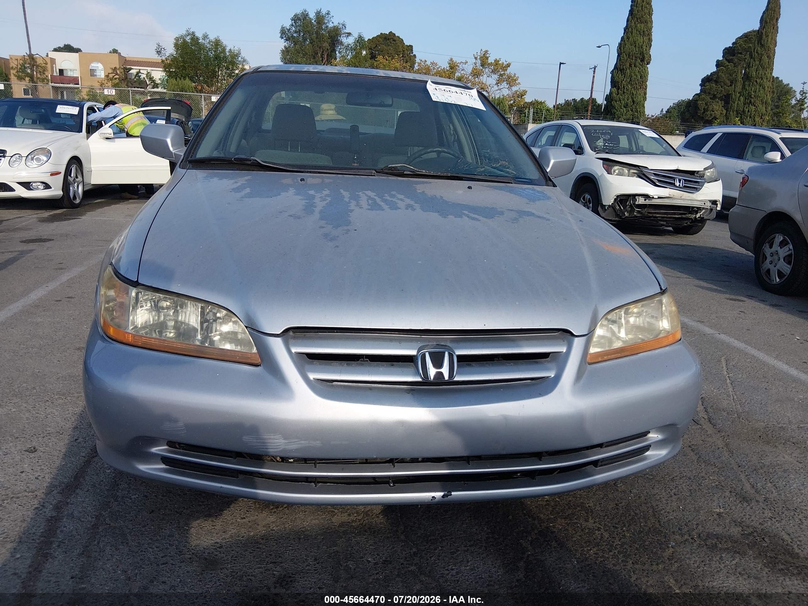 2002 Honda Accord 2.3 Lx Silver vin: 3HGCG66502G703001