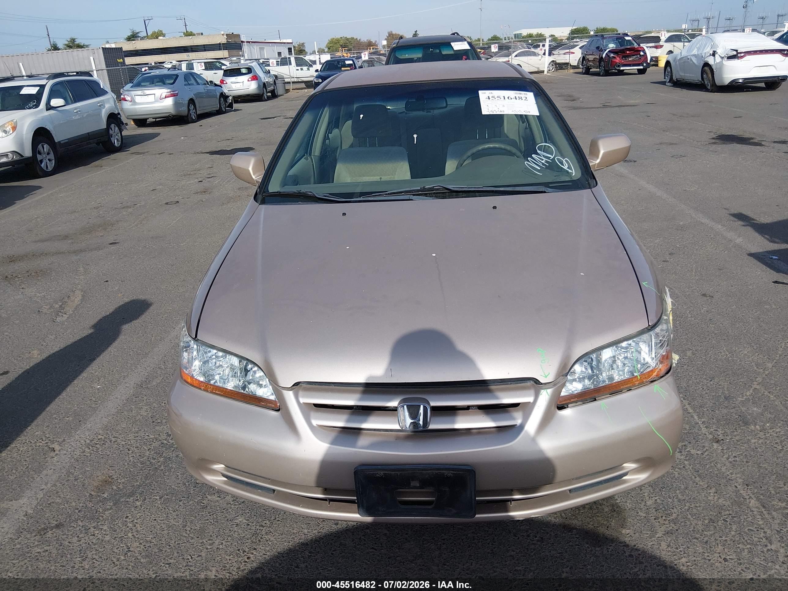2002 Honda Accord 2.3 Lx Champagne vin: 3HGCG66512G705579