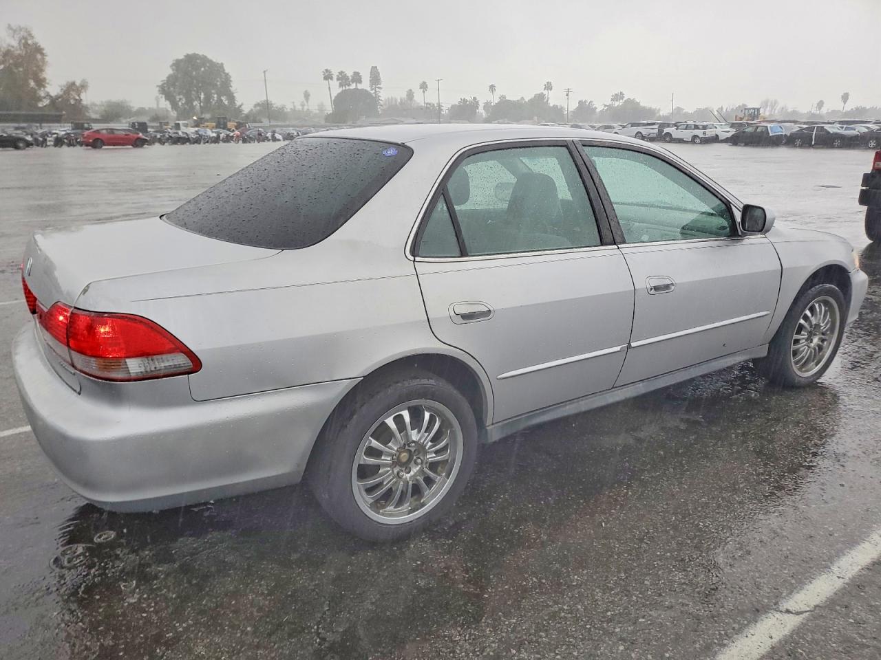 2002 Honda Accord Lx Серебряный vin: 3HGCG66522G701119