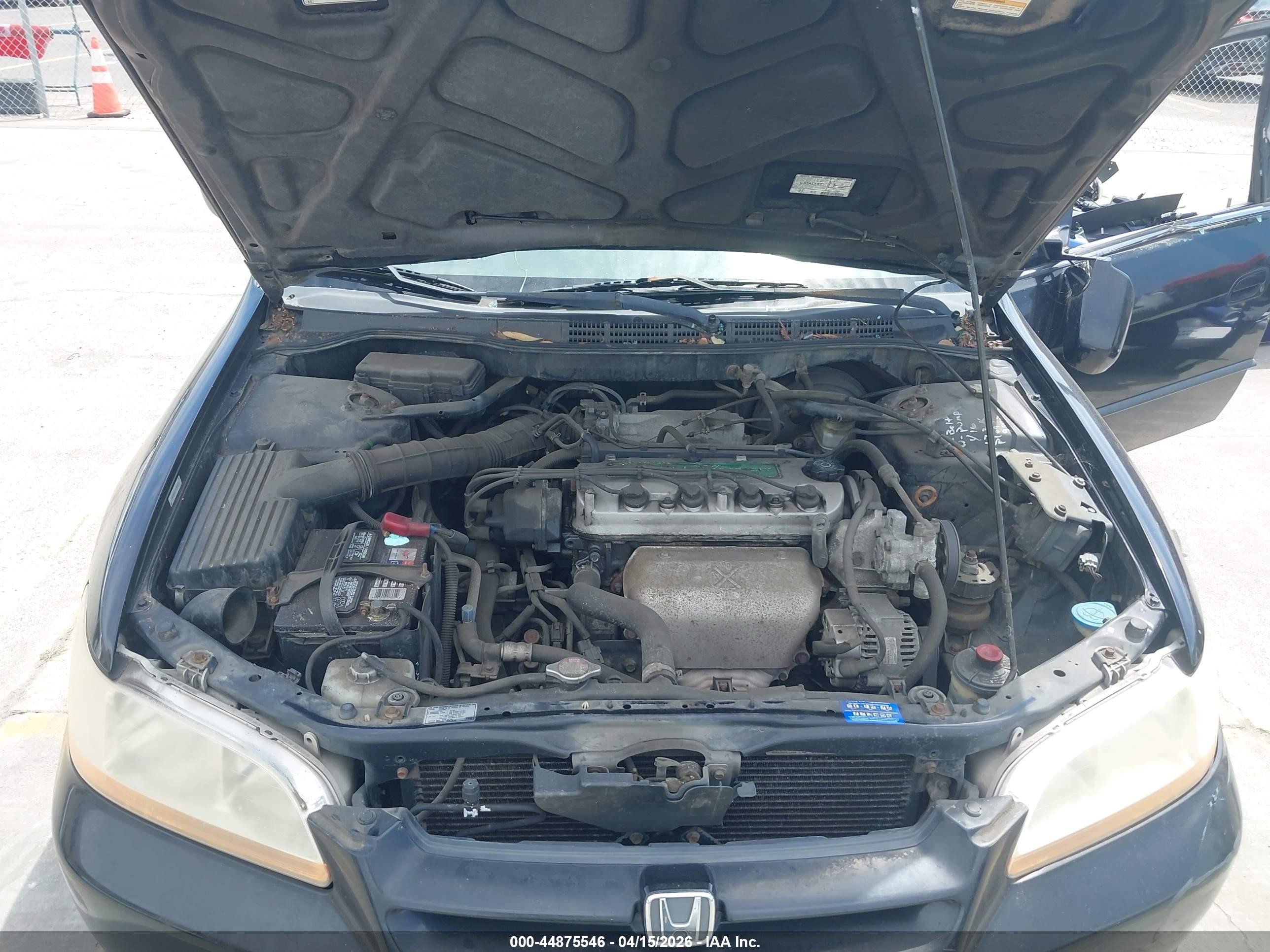 2000 Honda Accord 2.3 Lx Black vin: 3HGCG6652YG705910