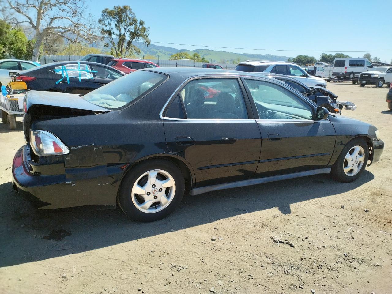 2002 Honda Accord Lx Черный vin: 3HGCG66532G704336