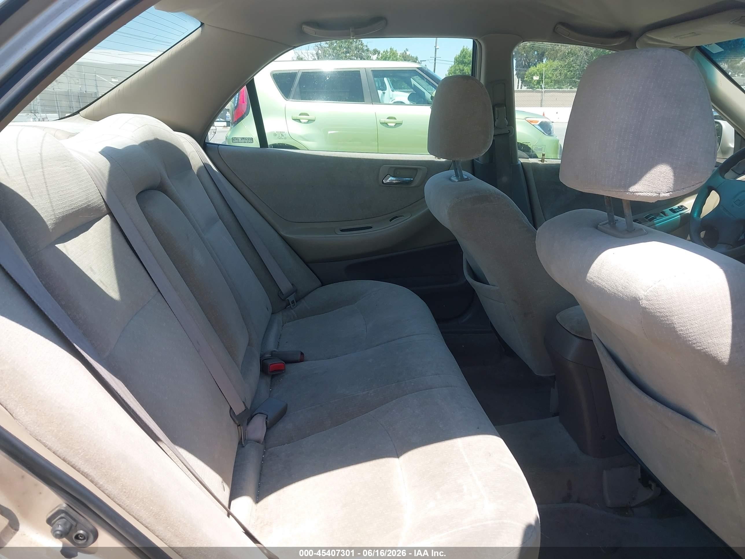 2002 Honda Accord 2.3 Lx Золотой vin: 3HGCG66542G702160