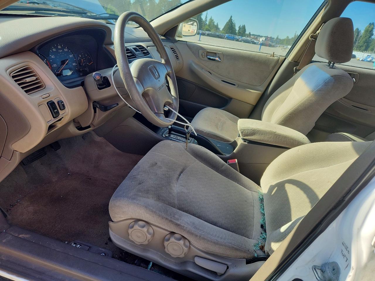 2002 Honda Accord Lx Белый vin: 3HGCG66572G706719
