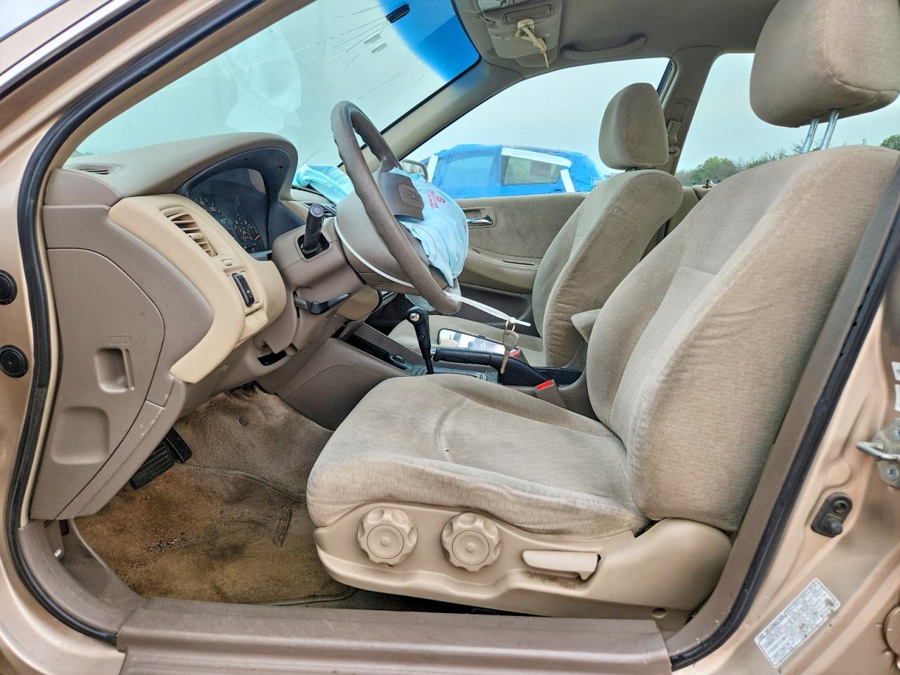 2002 Honda Accord Lx Tan vin: 3HGCG66582G707300