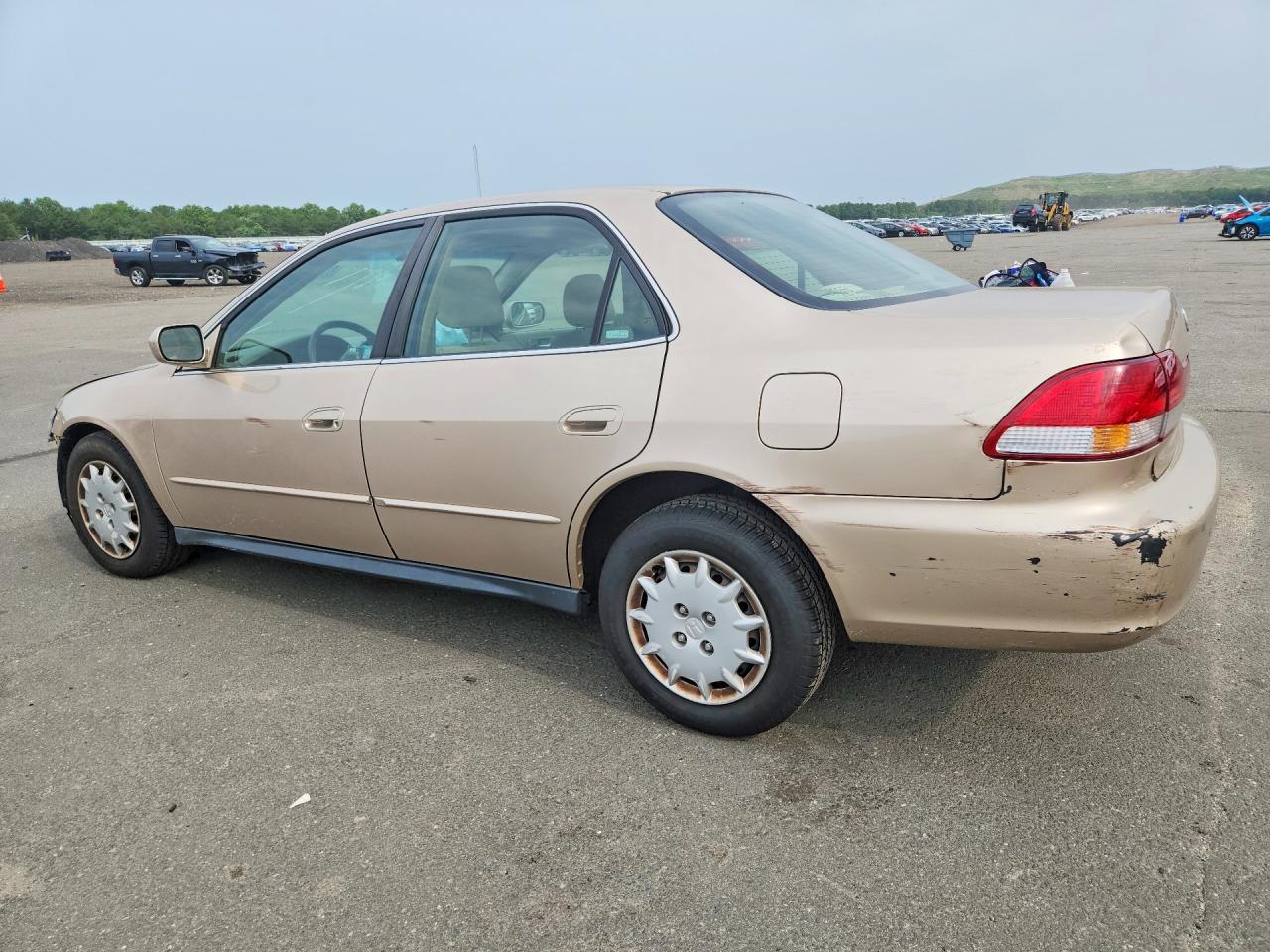 2002 Honda Accord Lx Tan vin: 3HGCG66582G707300