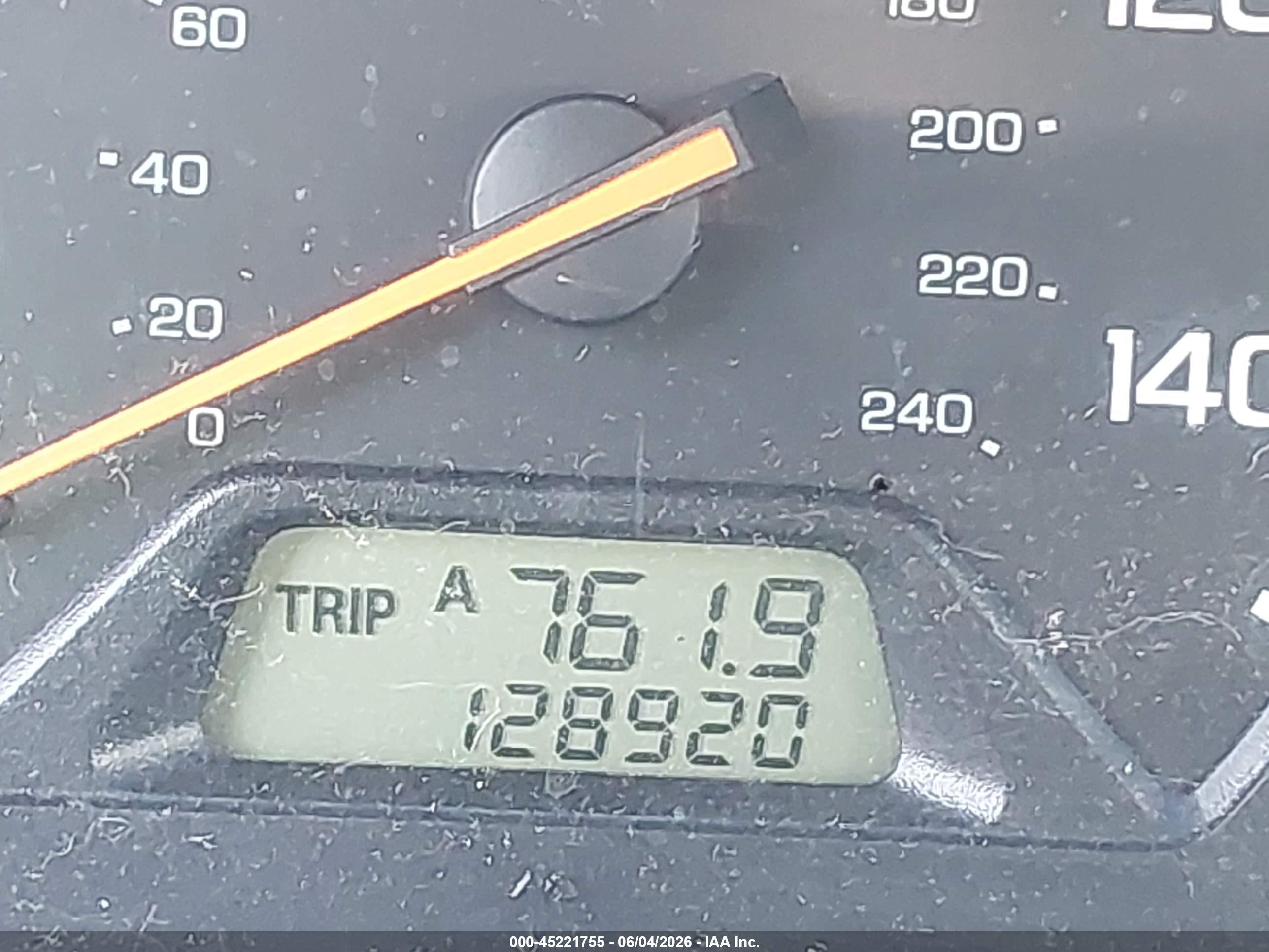 2002 Honda Accord 2.3 Lx Бежевый vin: 3HGCG665X2G705323