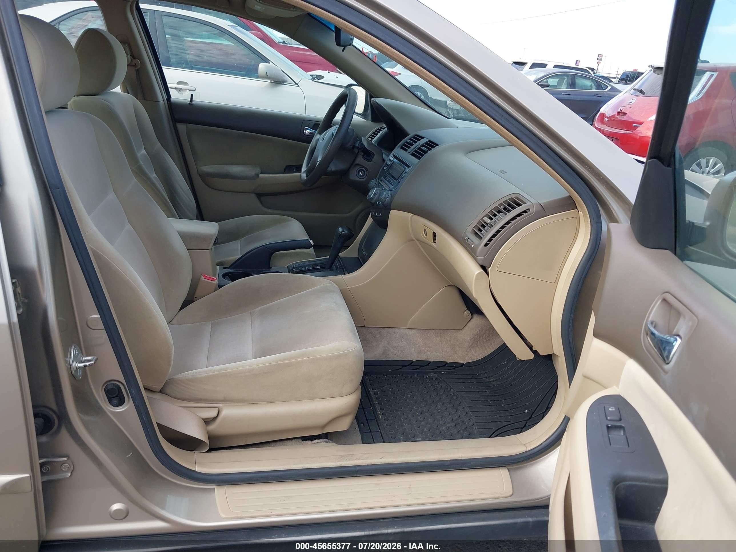 2003 Honda Accord Sdn Lx Silver vin: 3HGCM56323G703858