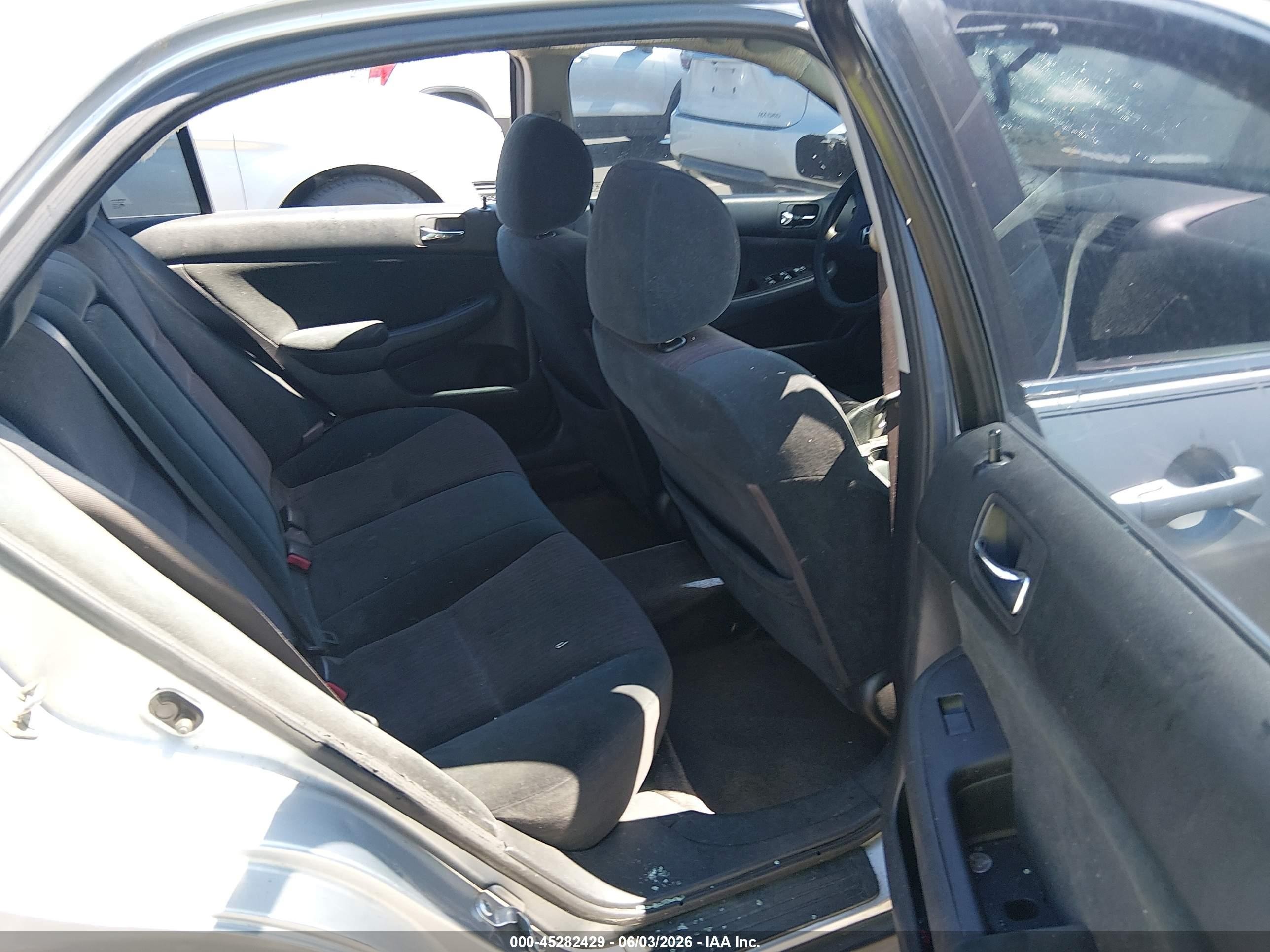2003 Honda Accord 2.4 Lx Silver vin: 3HGCM56363G708738