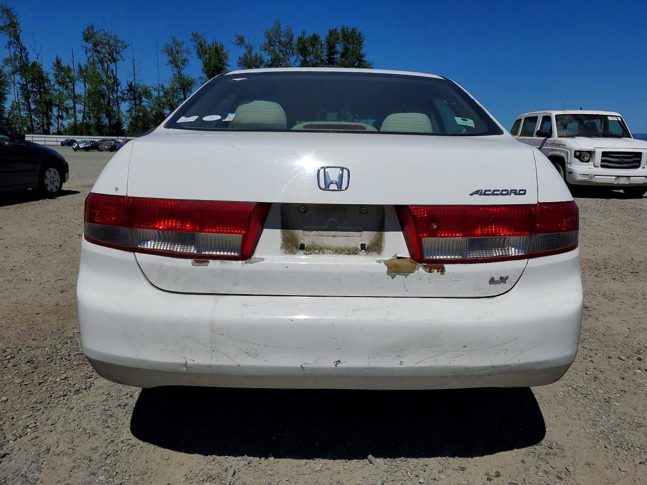 2003 Honda Accord Lx White vin: 3HGCM56363G713342