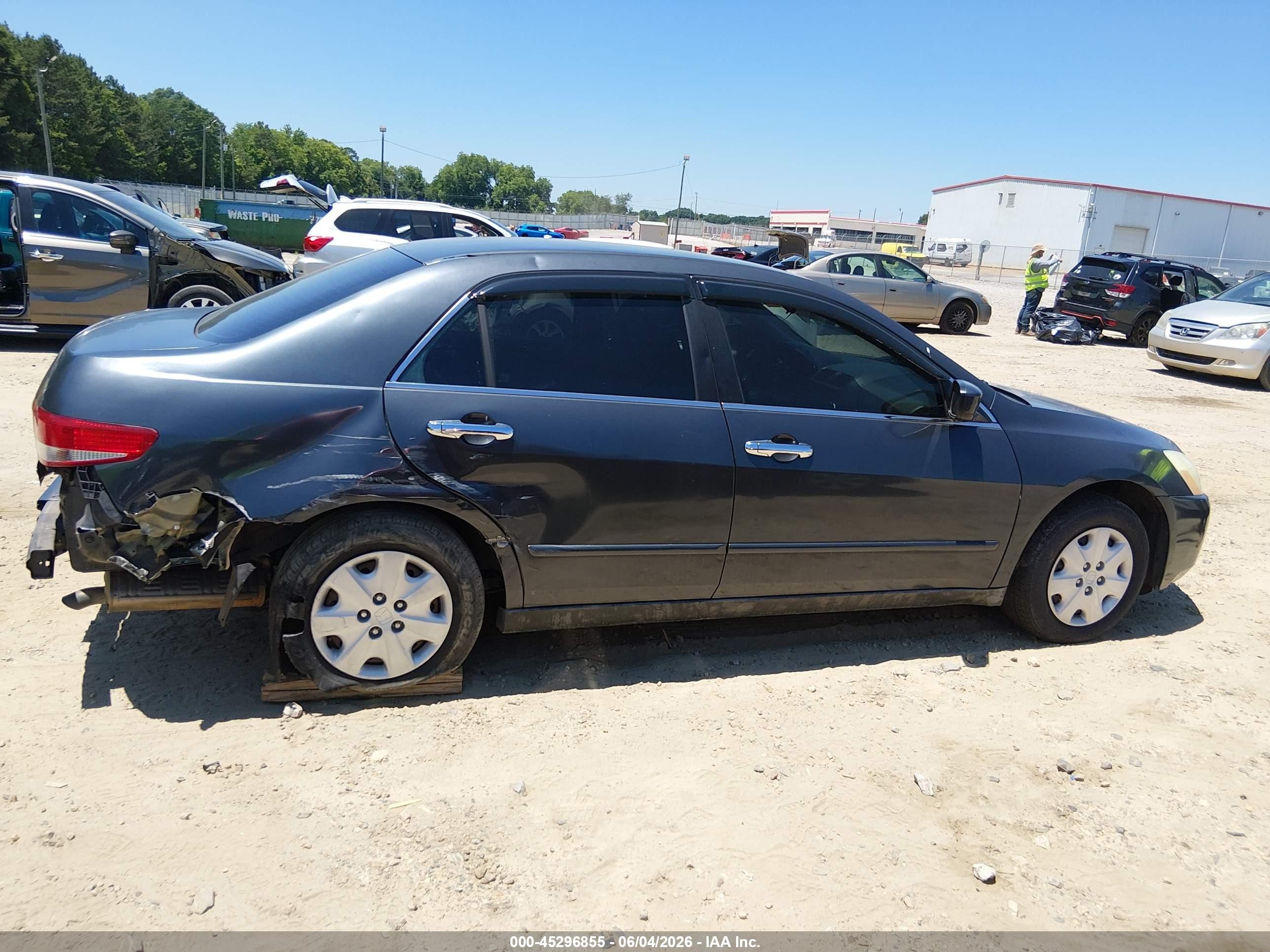 2004 Honda Accord 2.4 Lx Gray vin: 3HGCM56364G700611