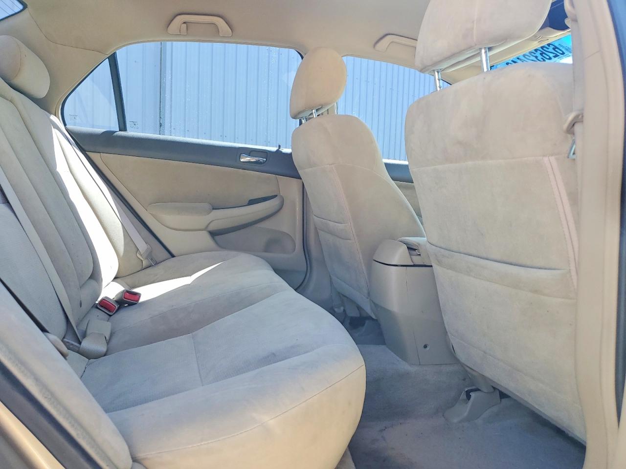 2003 Honda Accord Lx Gold vin: 3HGCM56373G704567